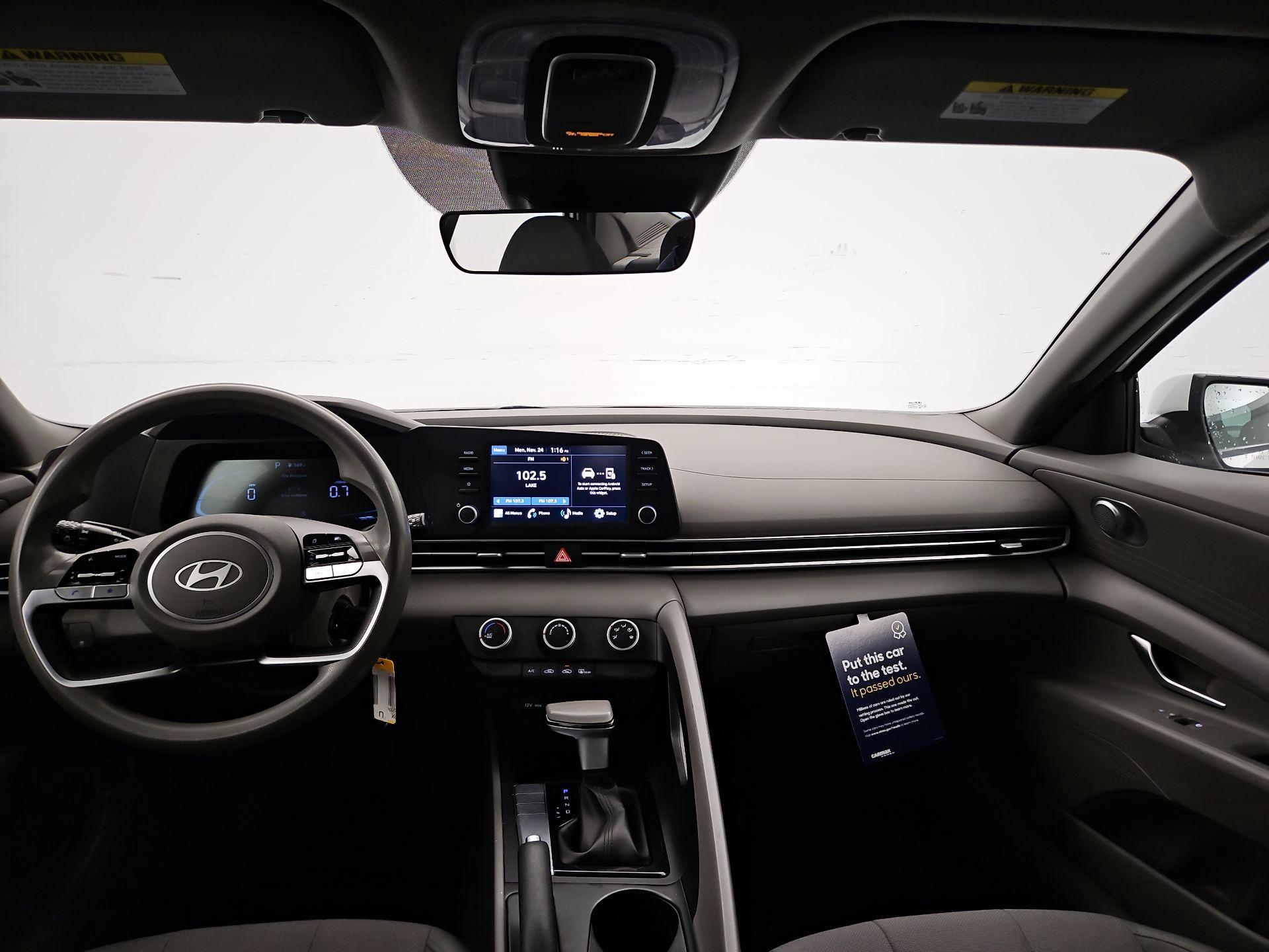 Thumbnail: 2024 Hyundai Elantra - 9