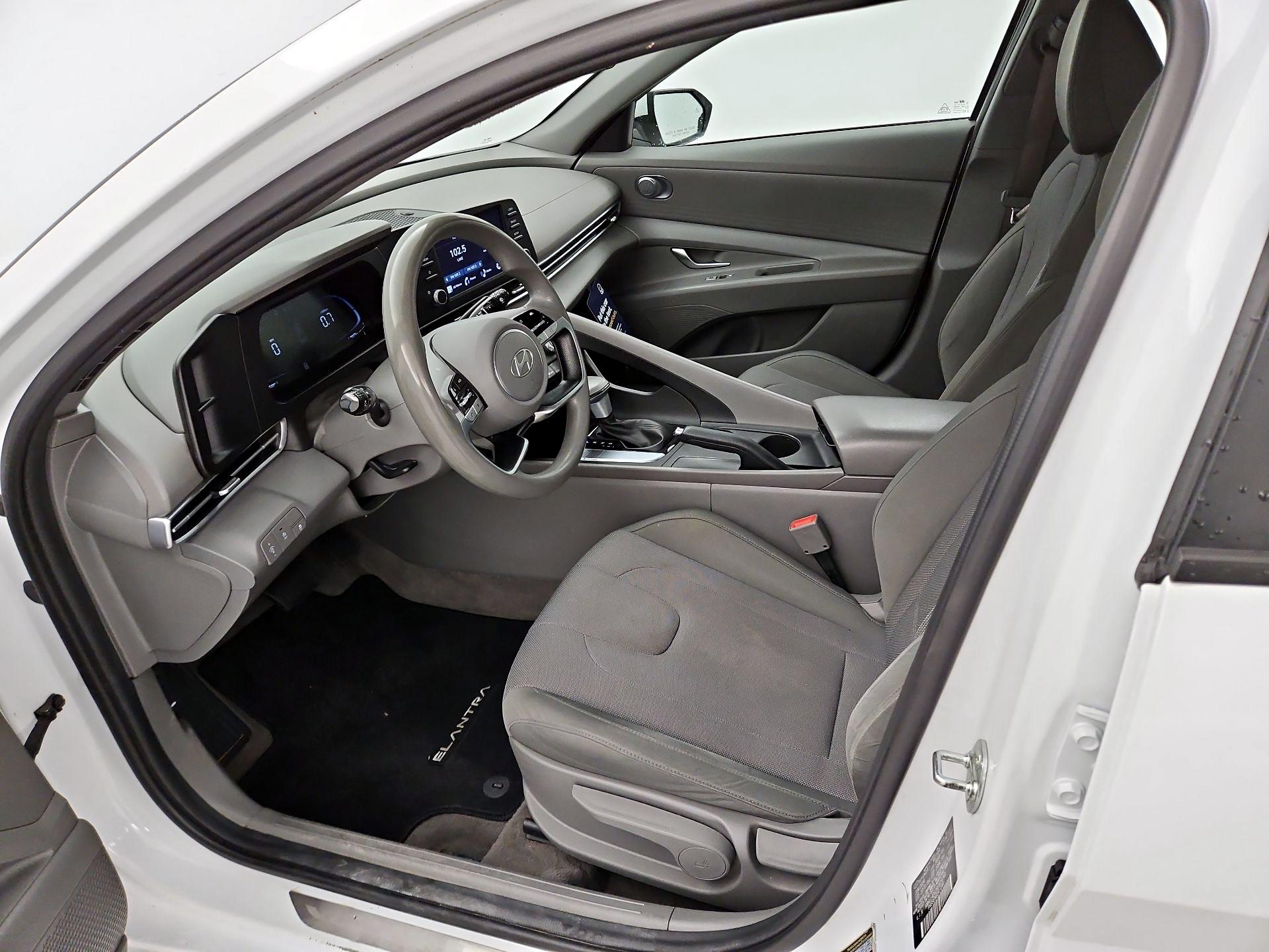 Thumbnail: 2024 Hyundai Elantra - 11