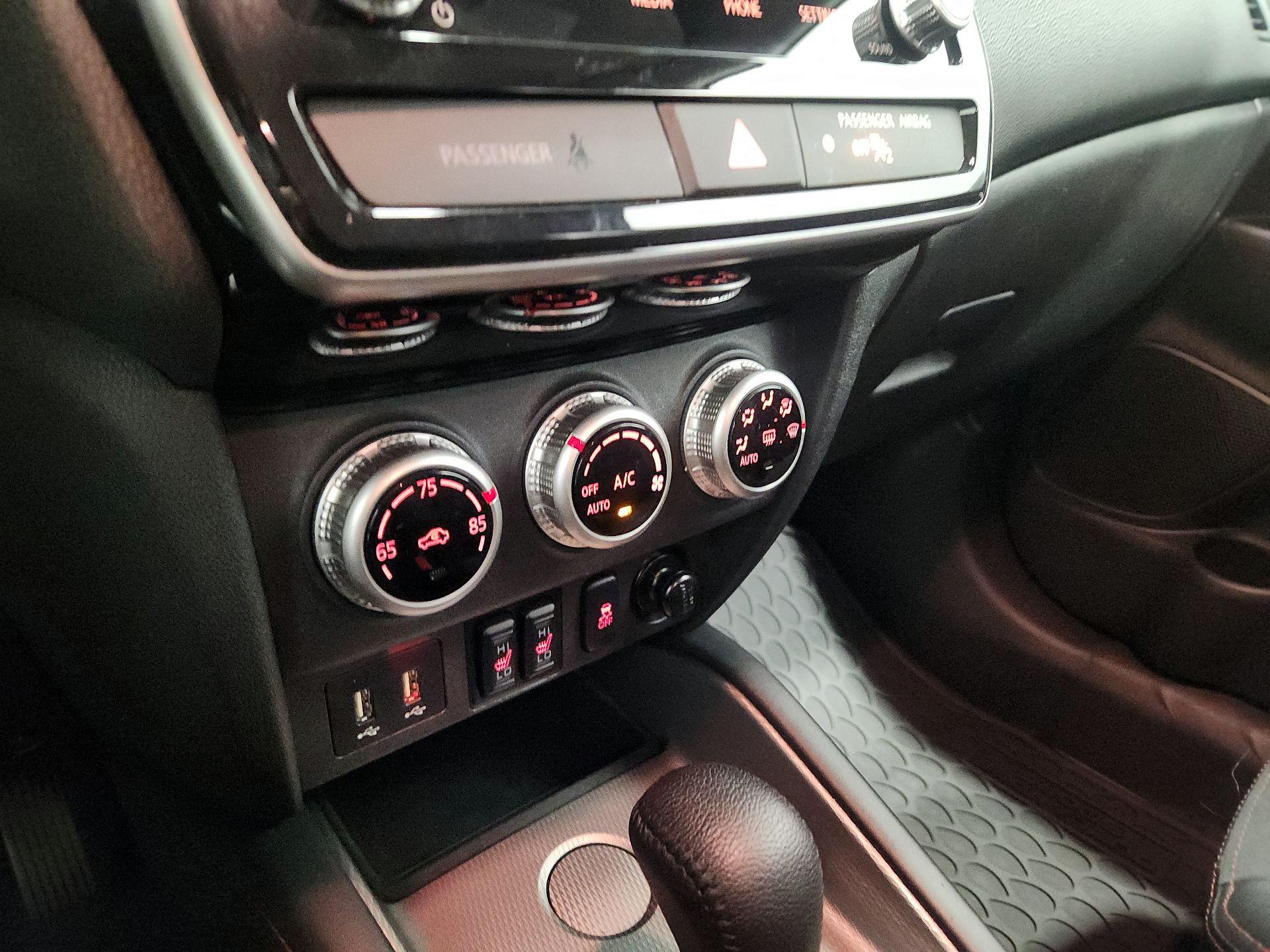 Thumbnail: 2022 Mitsubishi Outlander Sport - 16