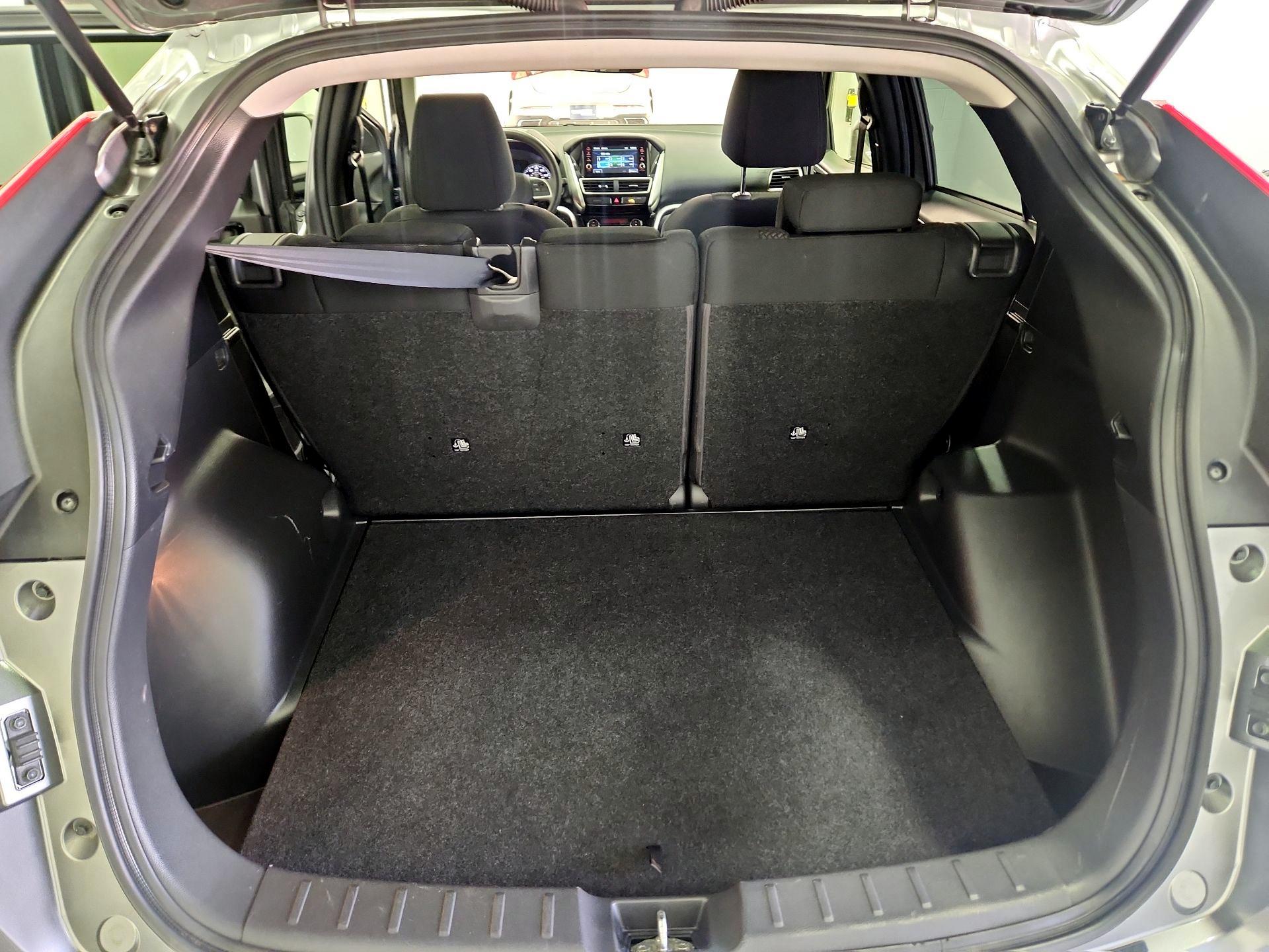 Thumbnail: 2020 Mitsubishi Eclipse Cross - 20