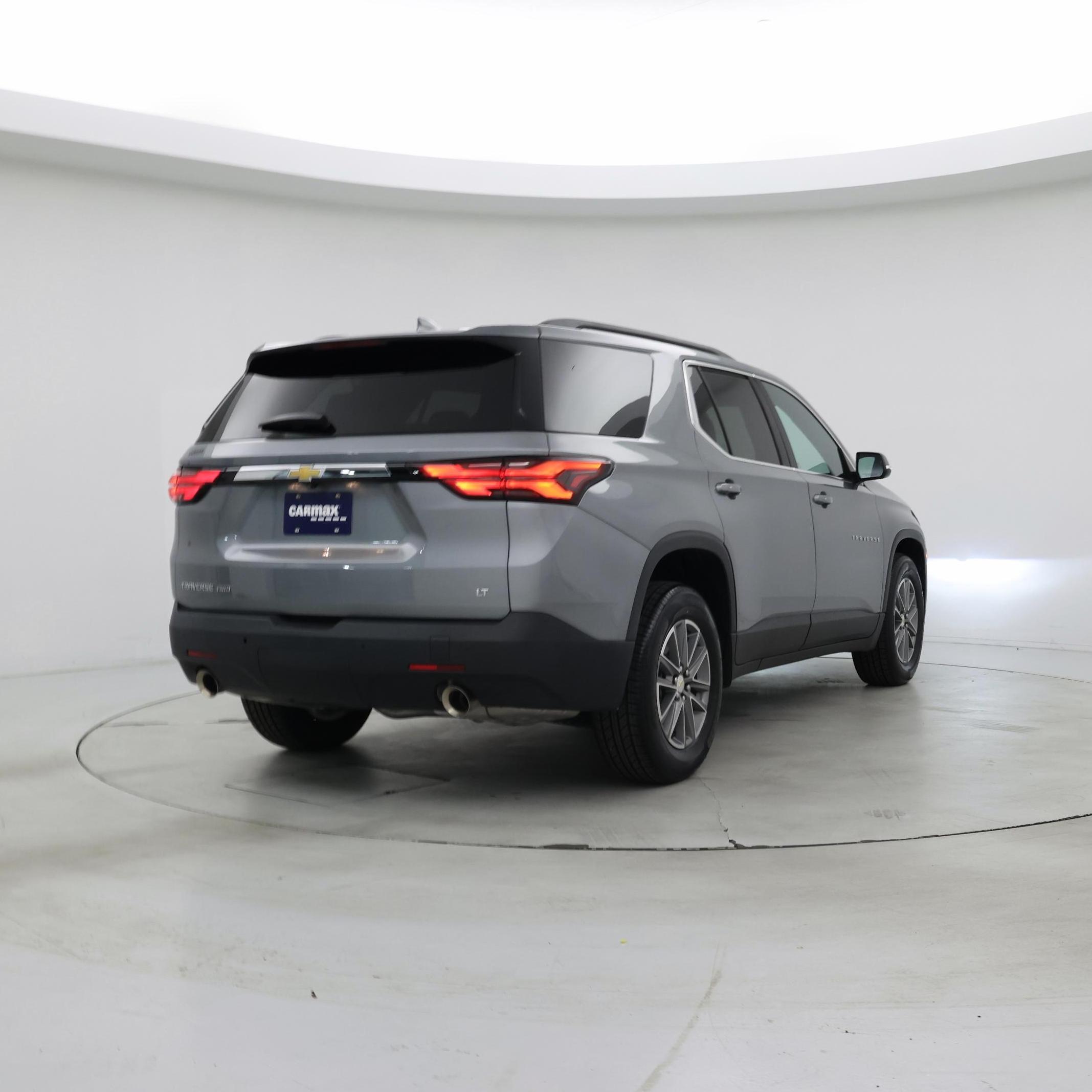 Thumbnail: 2023 Chevrolet Traverse - 8