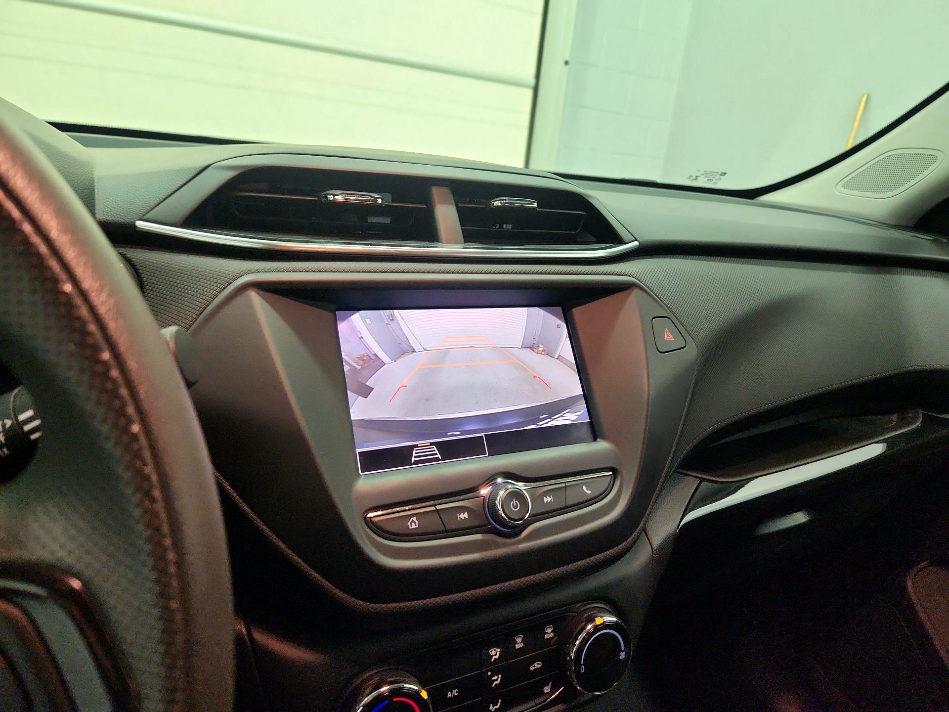 Thumbnail: 2023 Chevrolet TrailBlazer - 14