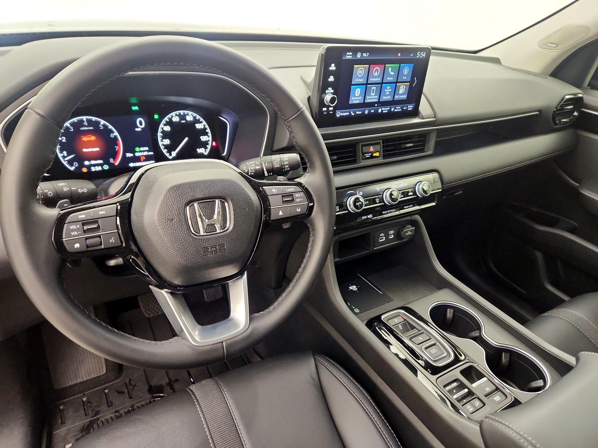 Thumbnail: 2025 Honda Pilot - 9