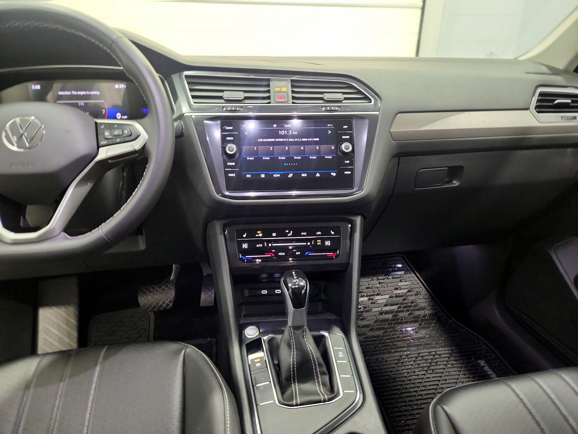 Thumbnail: 2024 Volkswagen Tiguan - 9