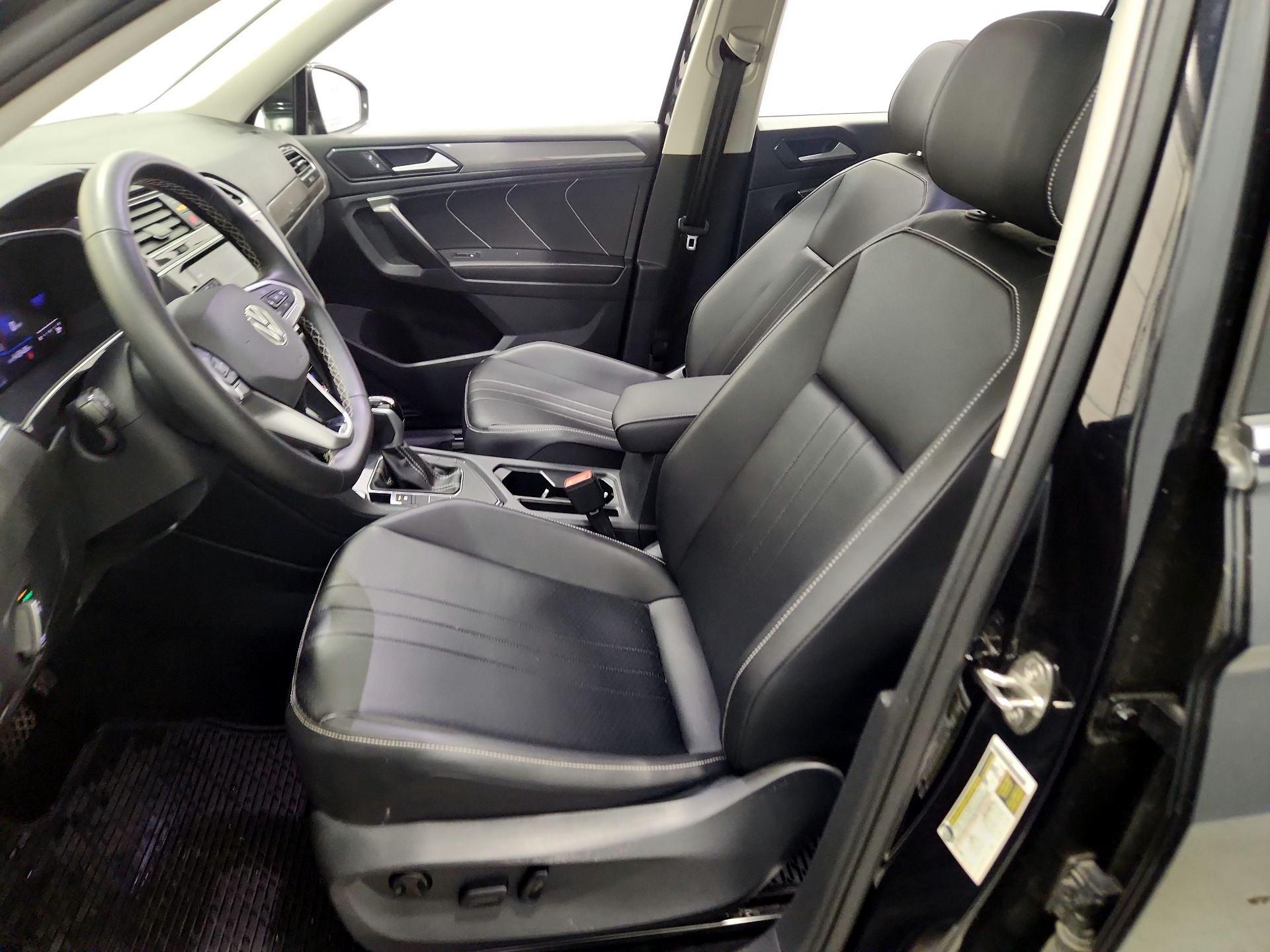 Thumbnail: 2024 Volkswagen Tiguan - 11