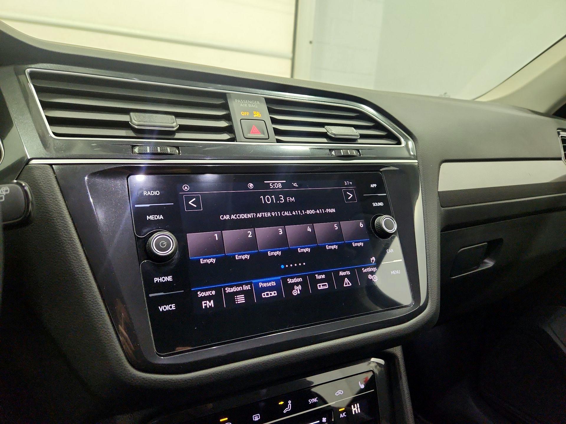 Thumbnail: 2024 Volkswagen Tiguan - 15