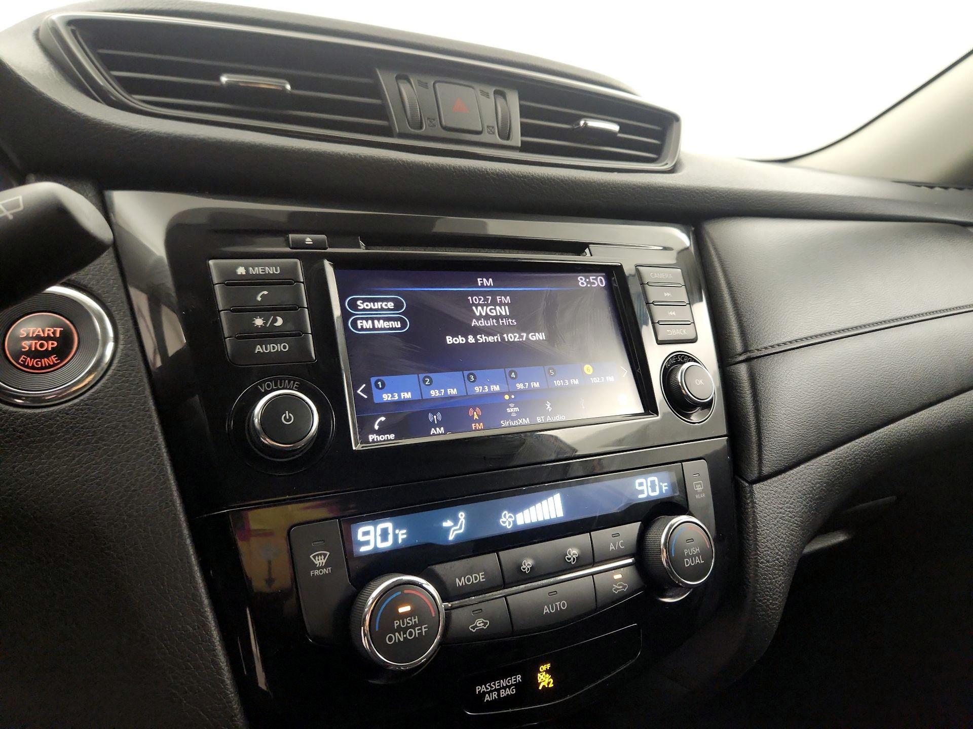 Thumbnail: 2019 Nissan Rogue - 12