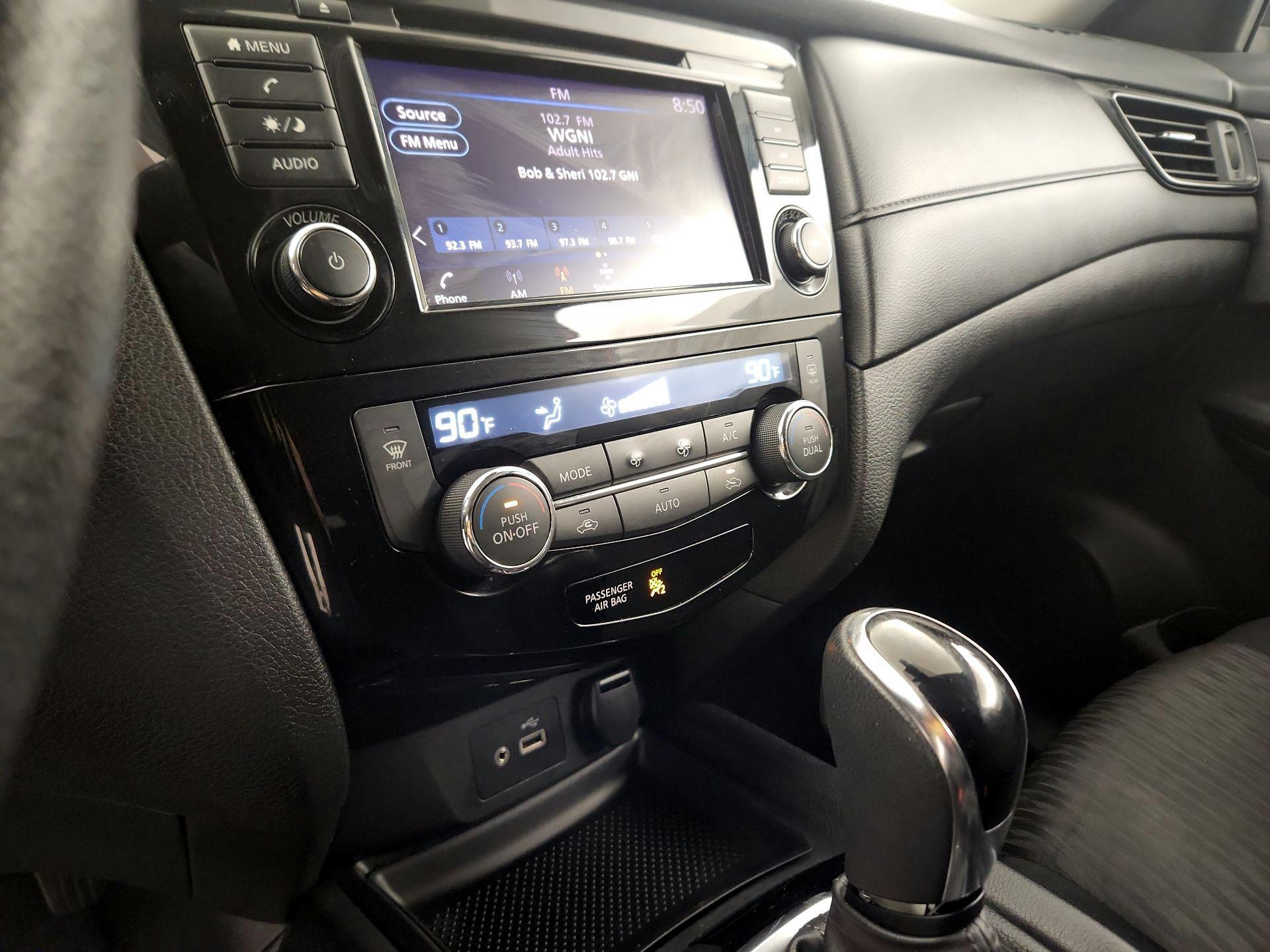 Thumbnail: 2019 Nissan Rogue - 13