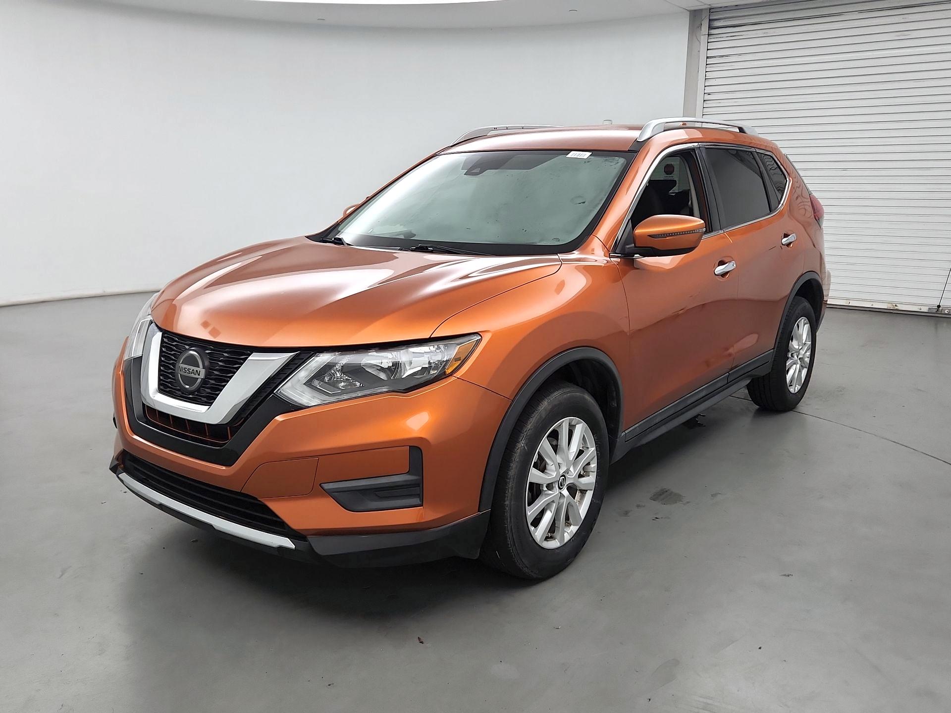 Thumbnail: 2019 Nissan Rogue - 3