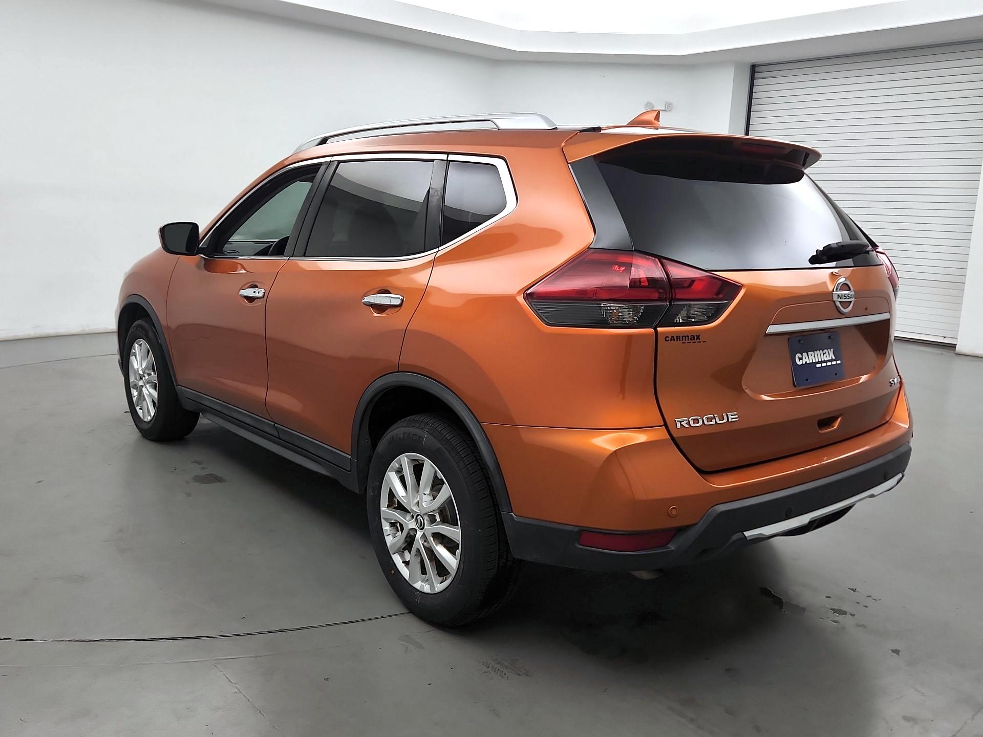 Thumbnail: 2019 Nissan Rogue - 7