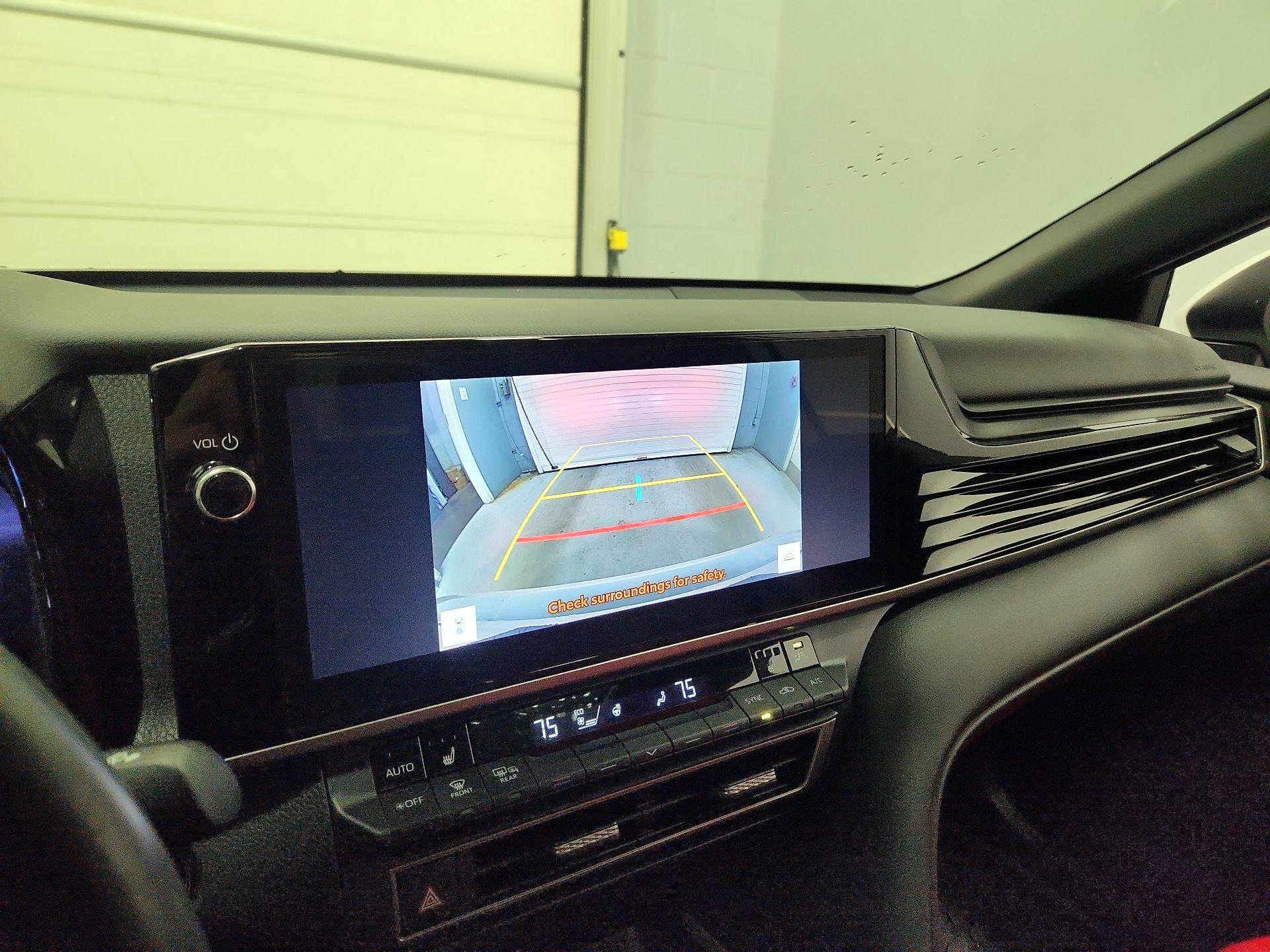 Thumbnail: 2025 Toyota Camry - 15