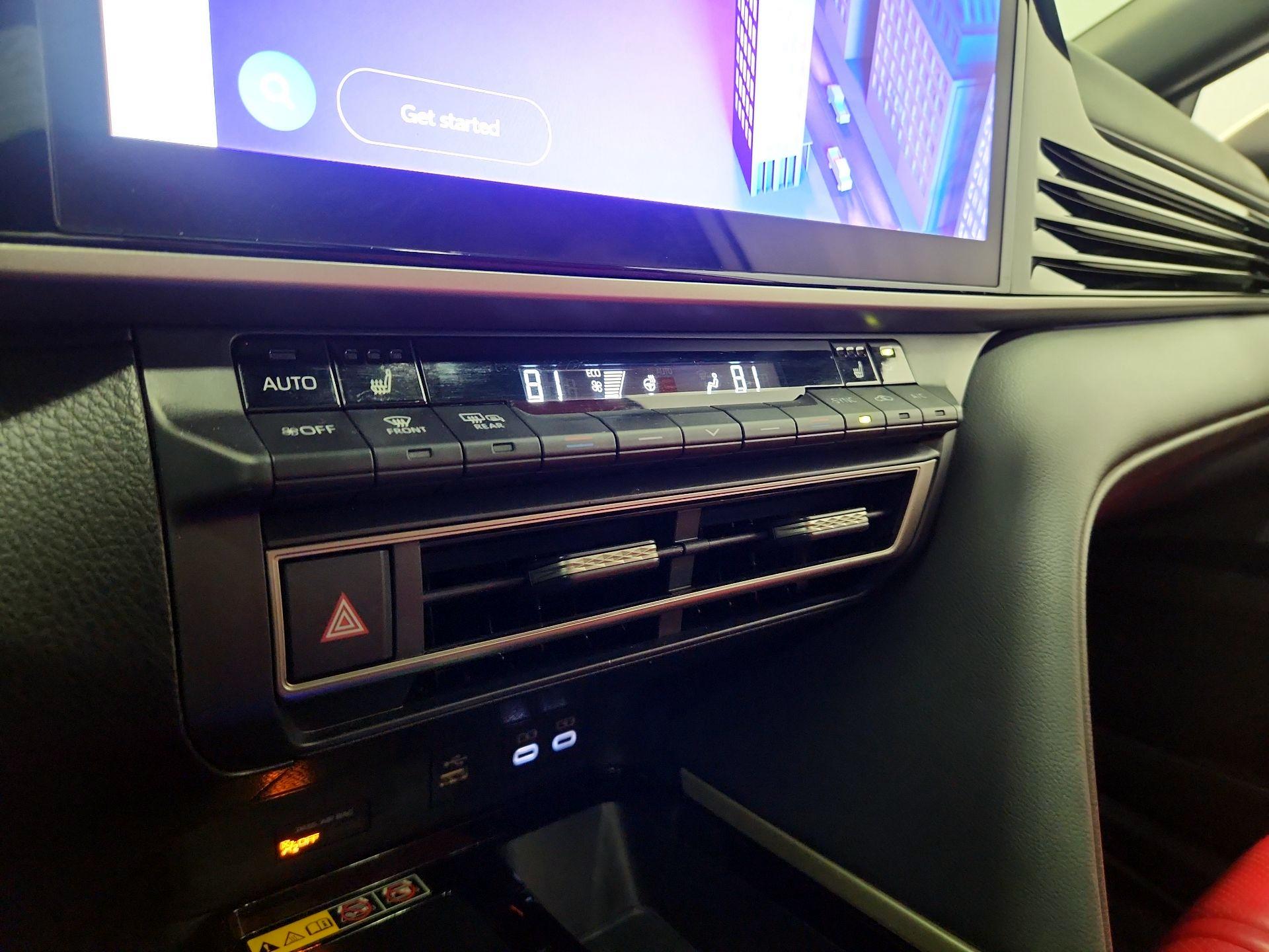 Thumbnail: 2025 Toyota Camry - 17