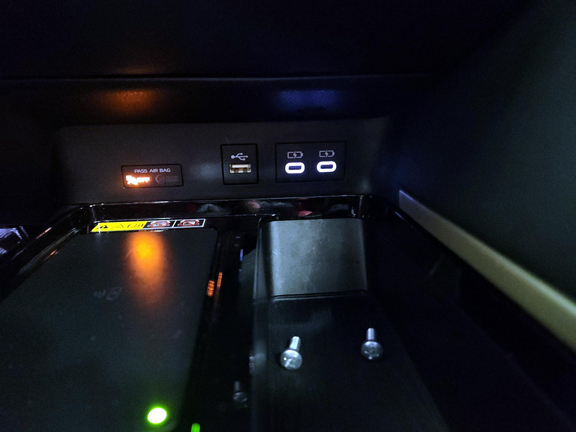 Thumbnail: 2025 Toyota Camry - 19