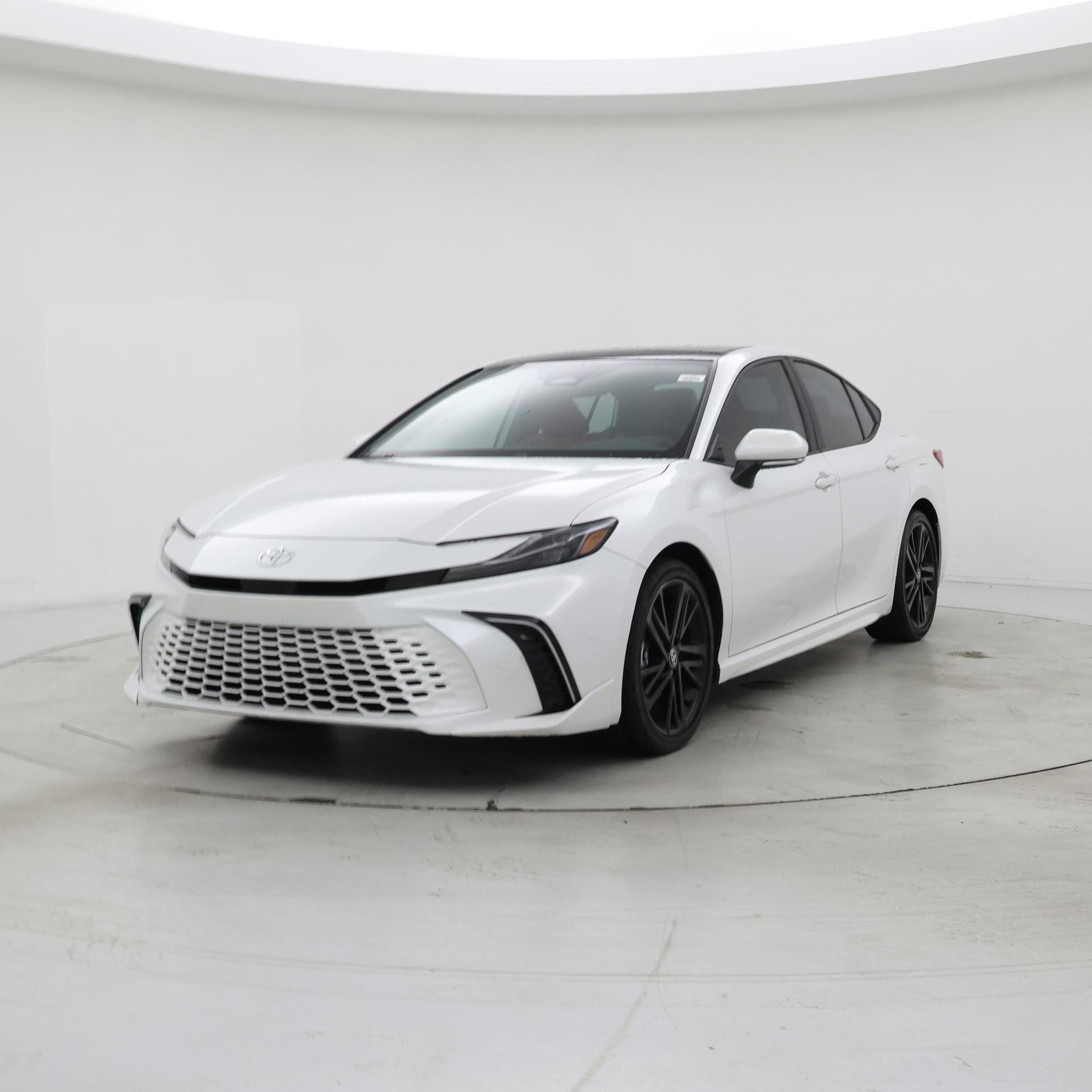 Thumbnail: 2025 Toyota Camry - 4