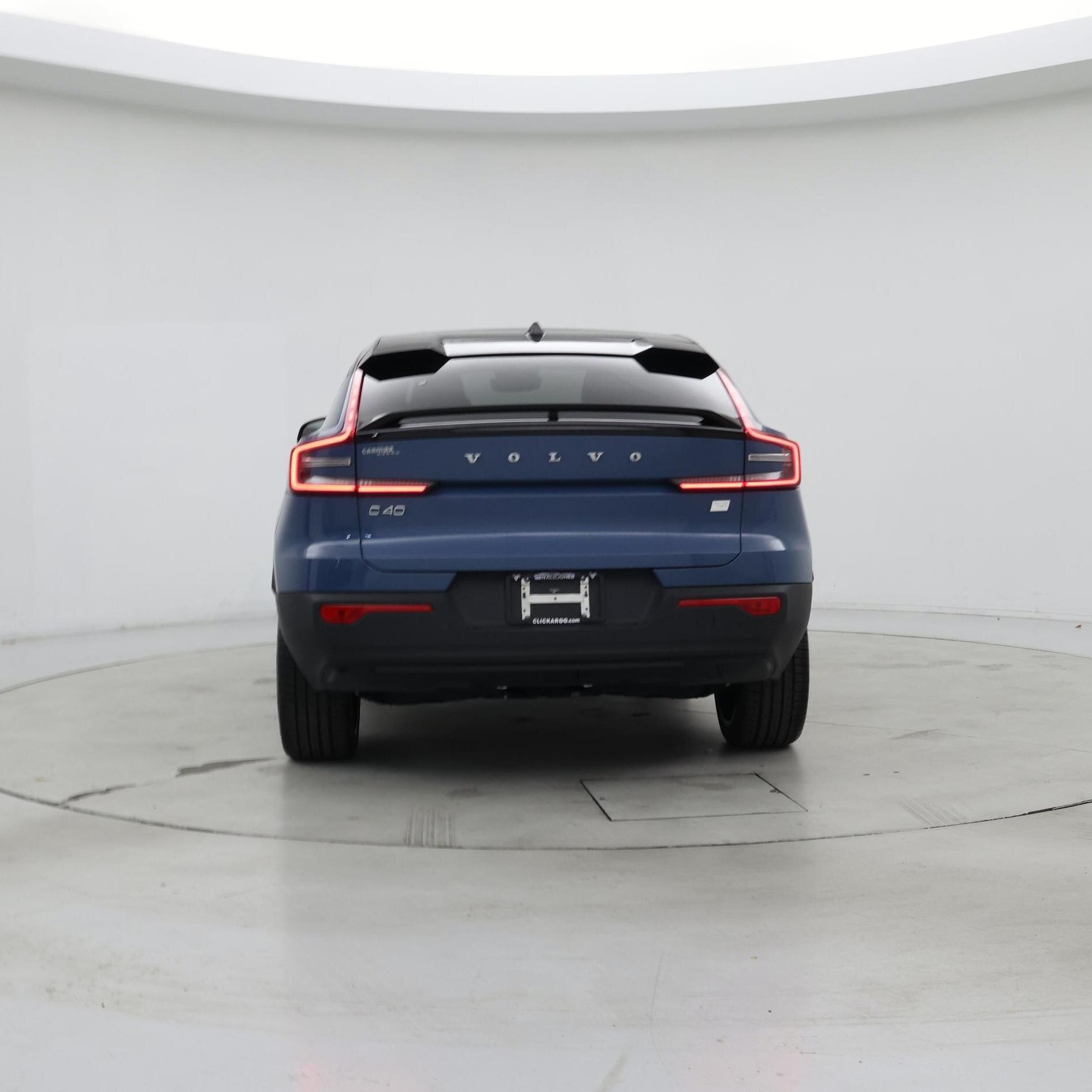 Thumbnail: 2022 Volvo C40 - 6