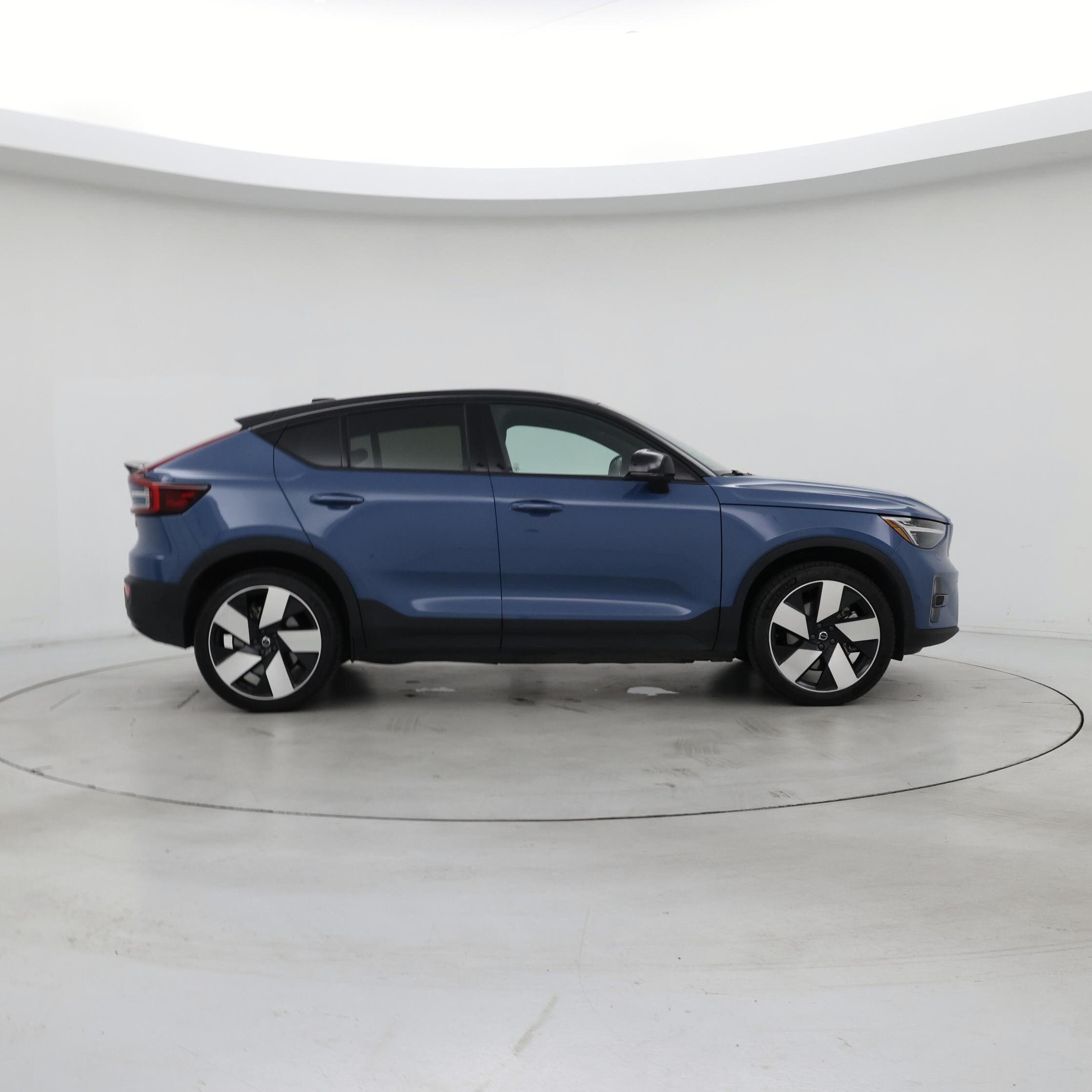 Thumbnail: 2022 Volvo C40 - 7