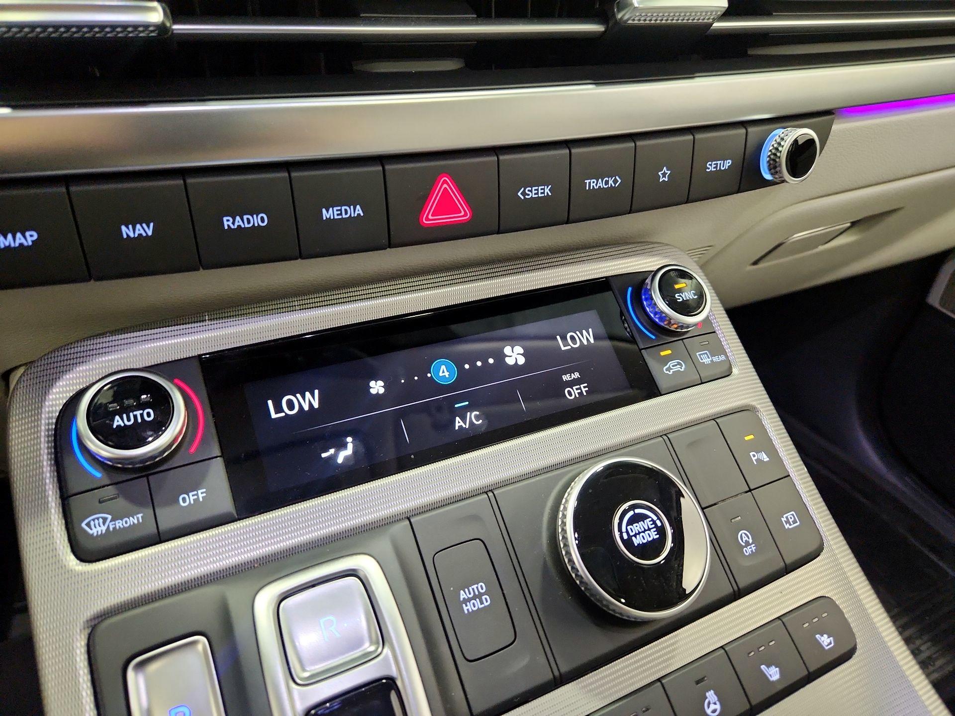 Thumbnail: 2025 Hyundai Palisade - 17