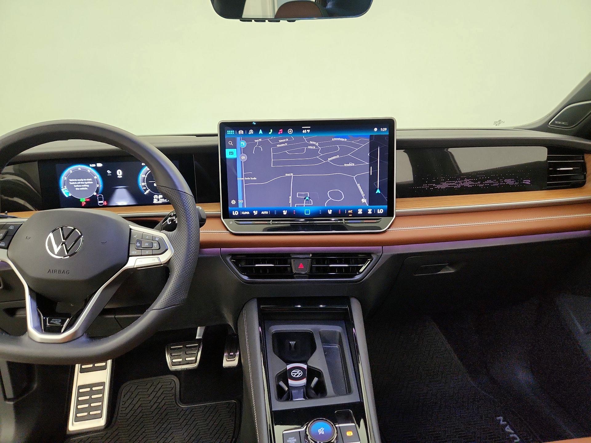 Thumbnail: 2025 Volkswagen Tiguan - 9