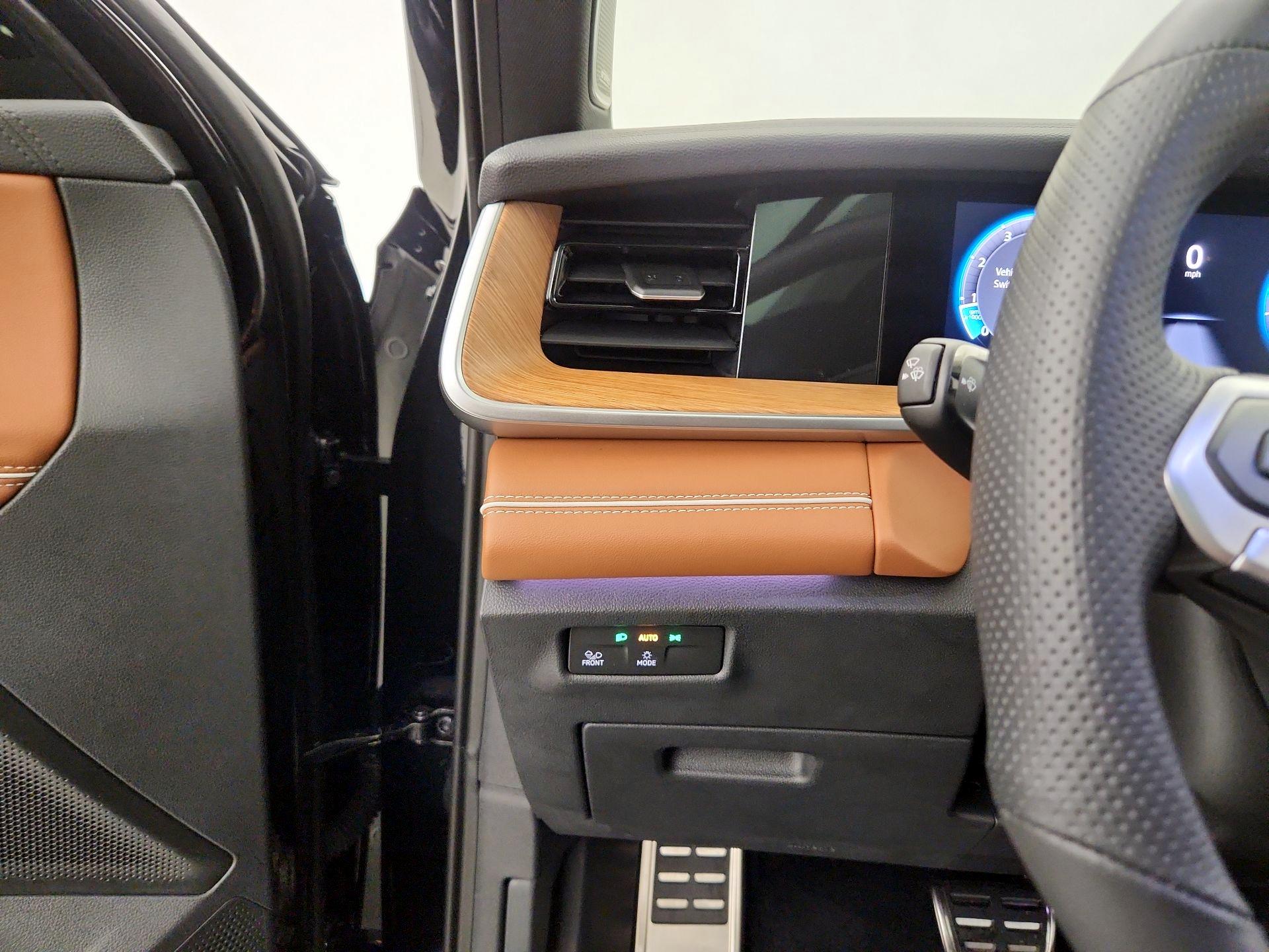 Thumbnail: 2025 Volkswagen Tiguan - 13