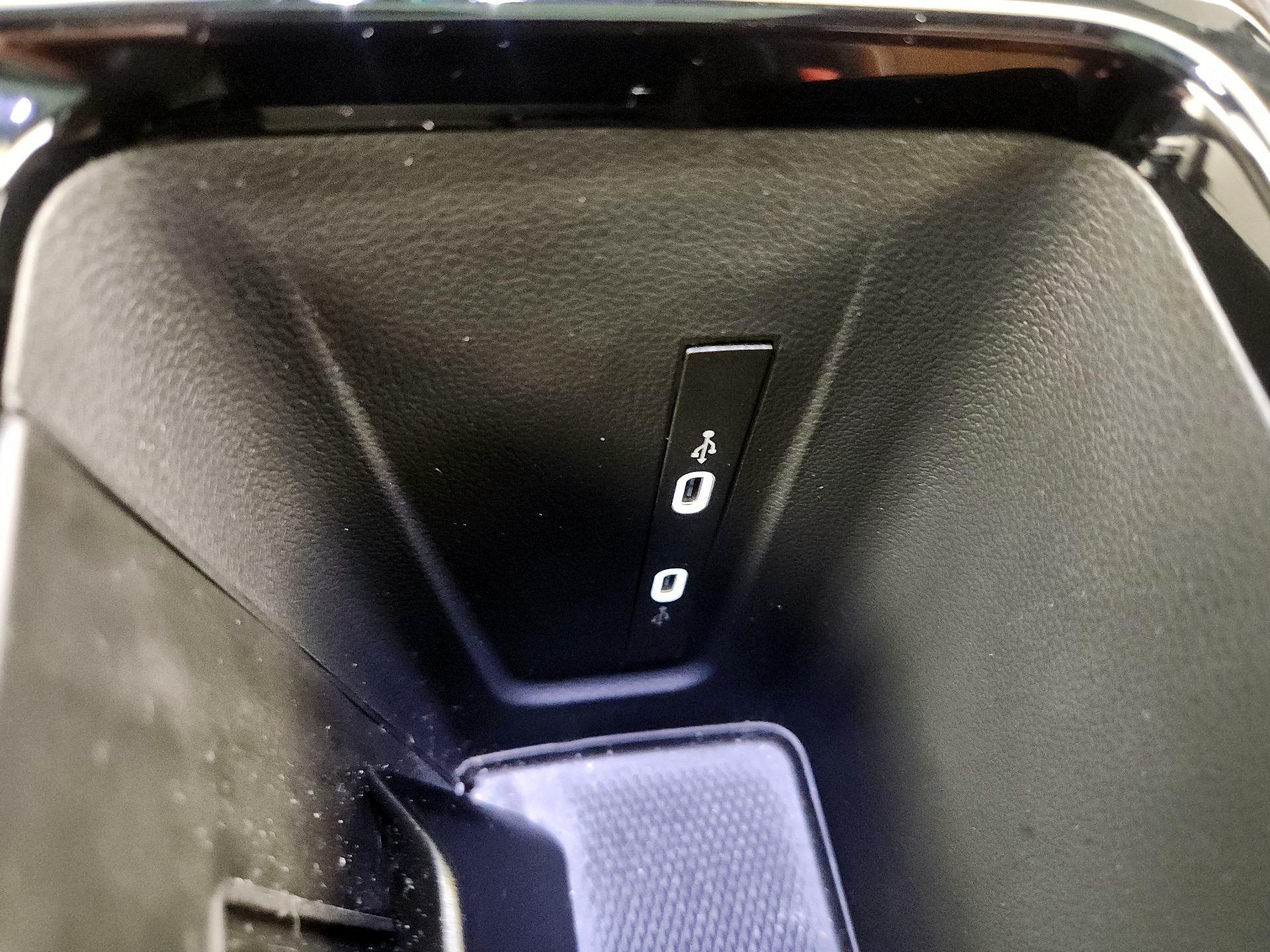 Thumbnail: 2025 Volkswagen Tiguan - 19