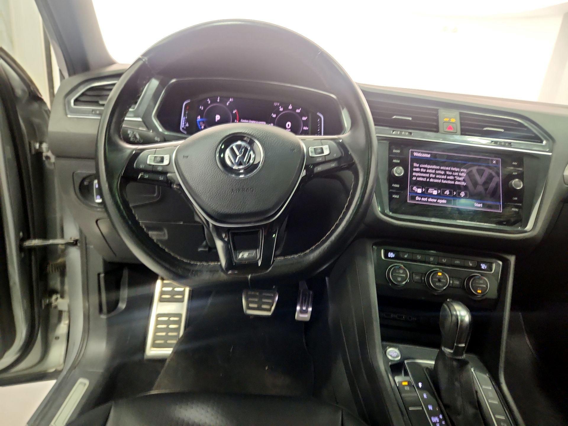 Thumbnail: 2019 Volkswagen Tiguan - 10