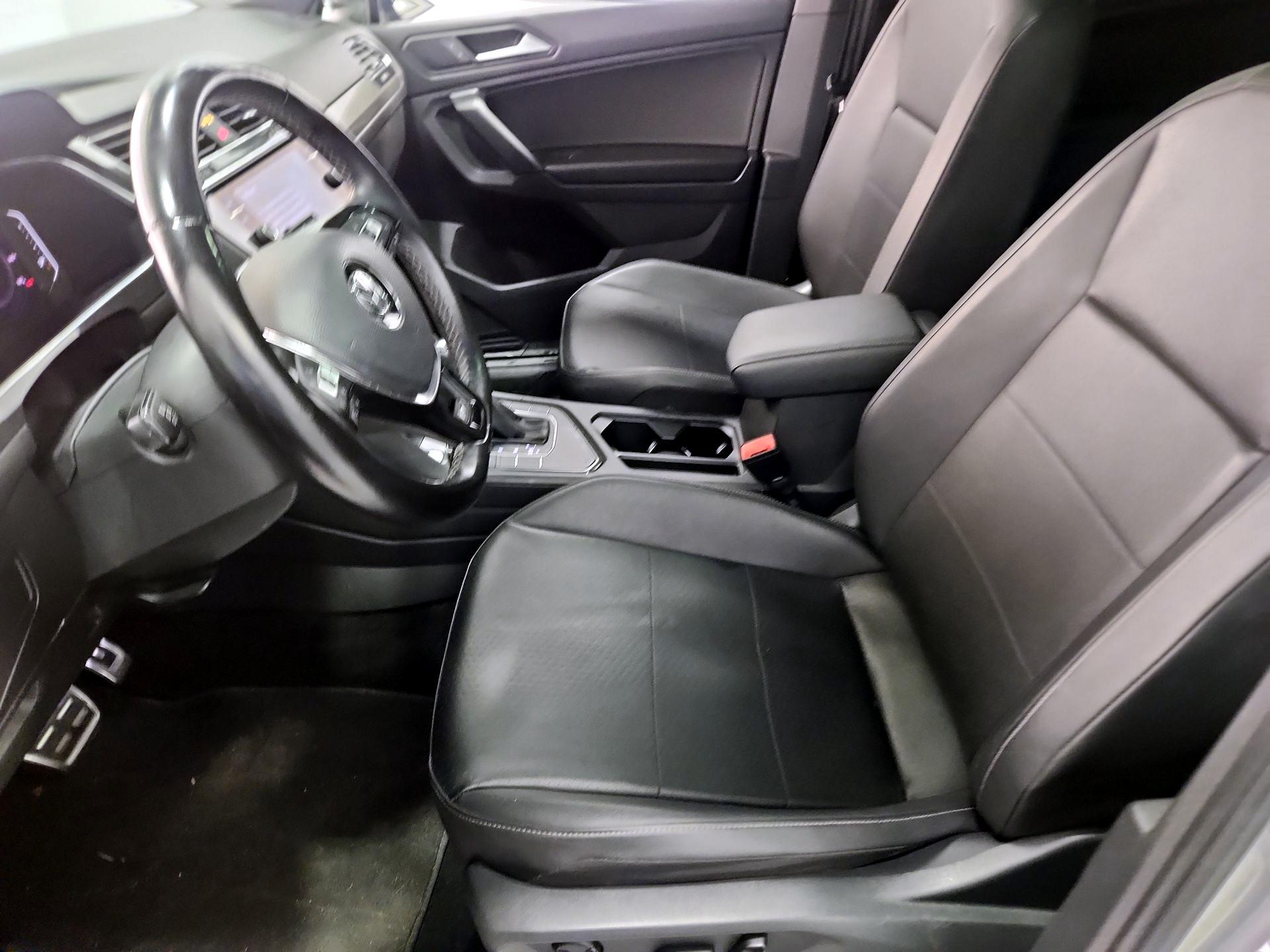 Thumbnail: 2019 Volkswagen Tiguan - 11