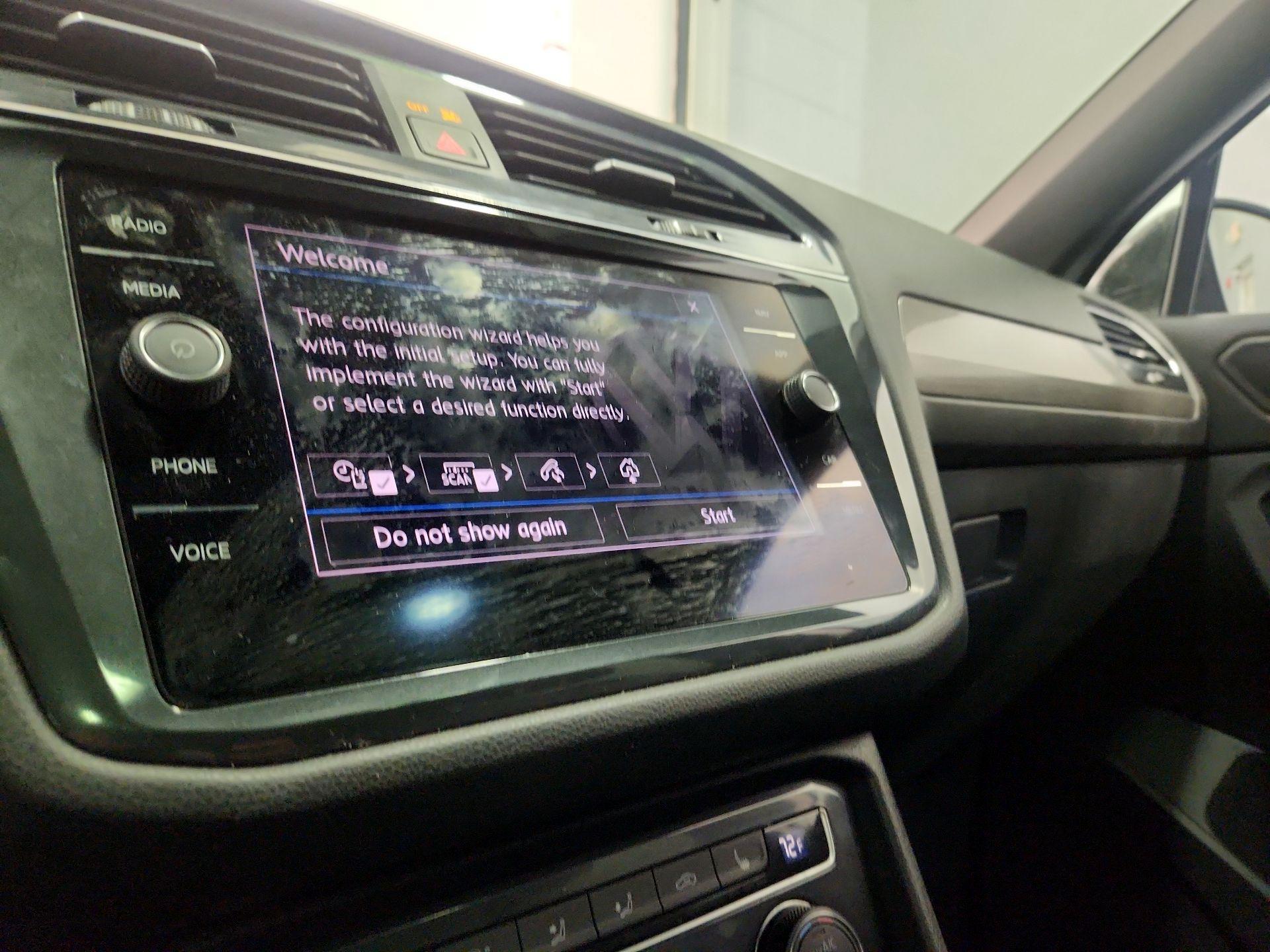 Thumbnail: 2019 Volkswagen Tiguan - 15