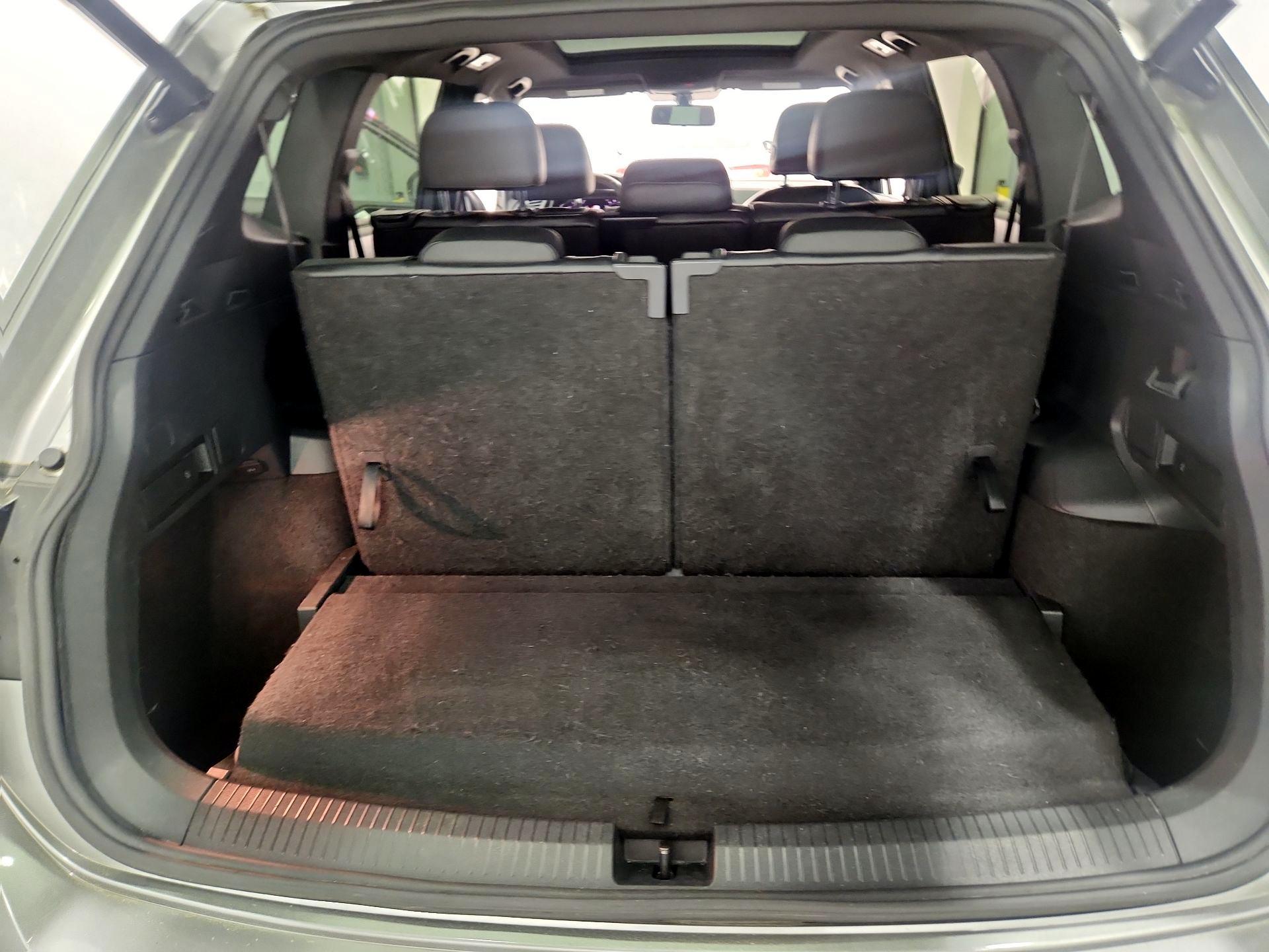 Thumbnail: 2019 Volkswagen Tiguan - 20