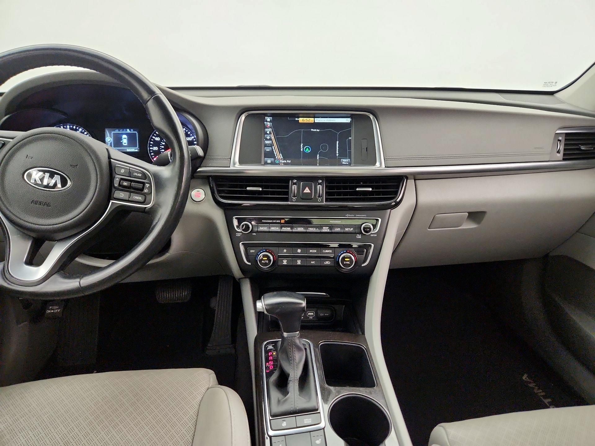 Thumbnail: 2016 Kia Optima - 9