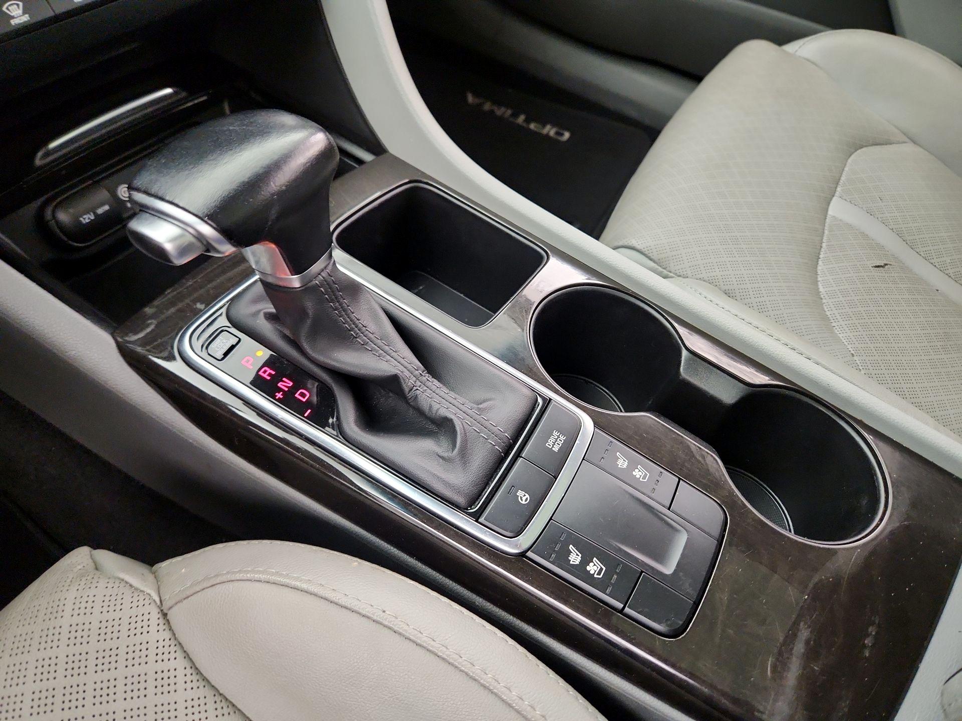 Thumbnail: 2016 Kia Optima - 18