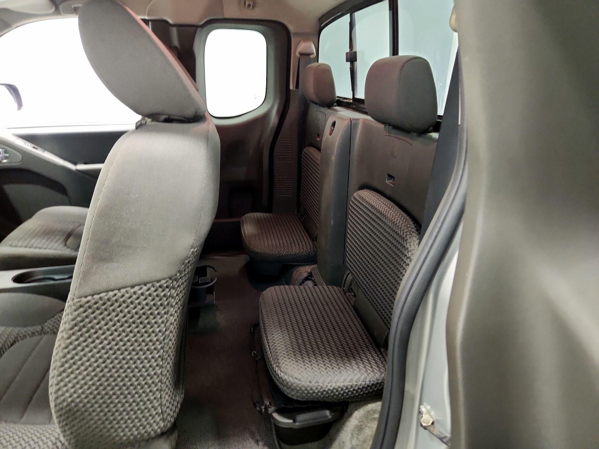 Thumbnail: 2017 Nissan Frontier - 18