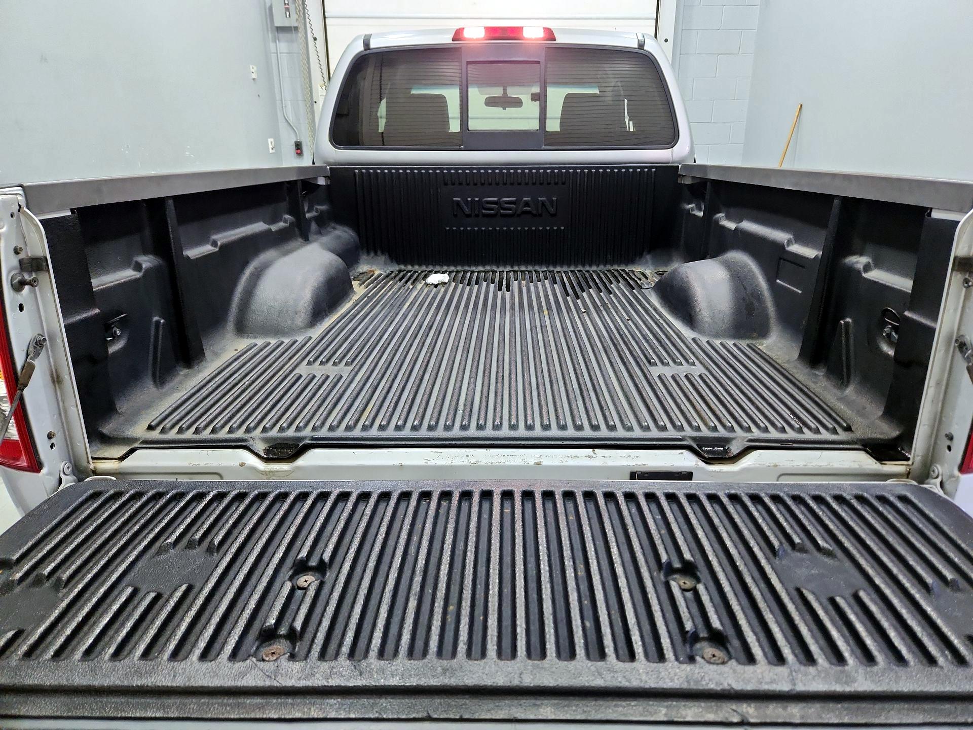 Thumbnail: 2017 Nissan Frontier - 19