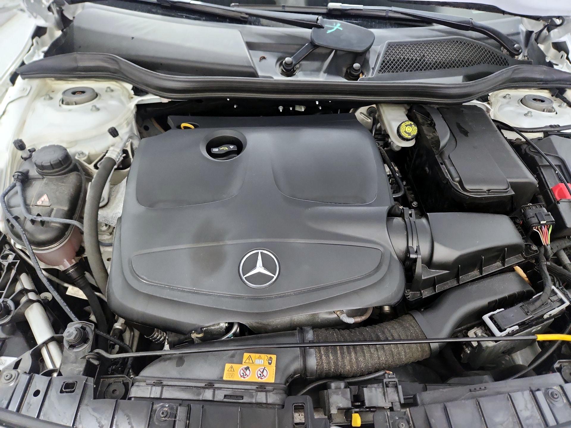 Thumbnail: 2020 Mercedes-Benz GLA - 20