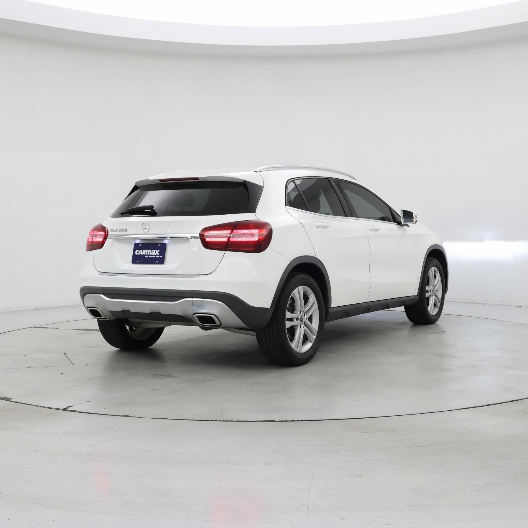 Thumbnail: 2020 Mercedes-Benz GLA - 8