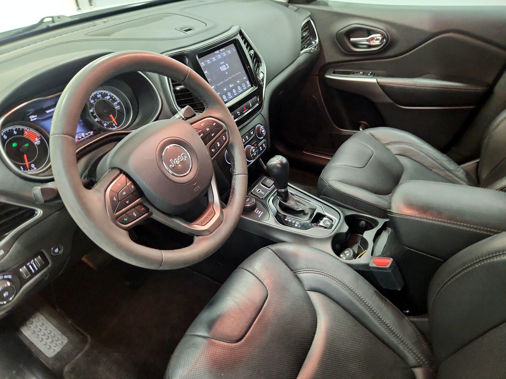 Thumbnail: 2021 Jeep Cherokee - 11