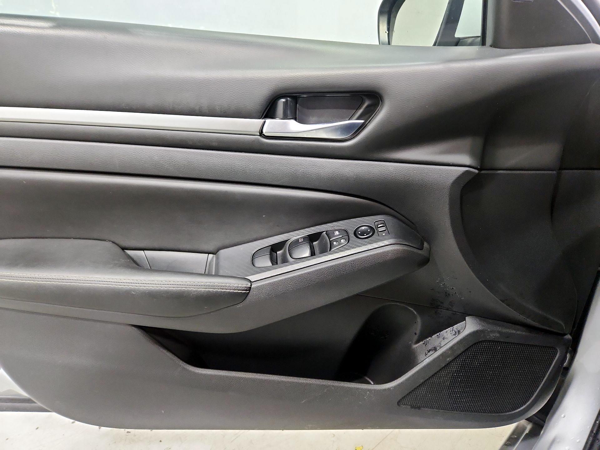 Thumbnail: 2022 Nissan Altima - 12