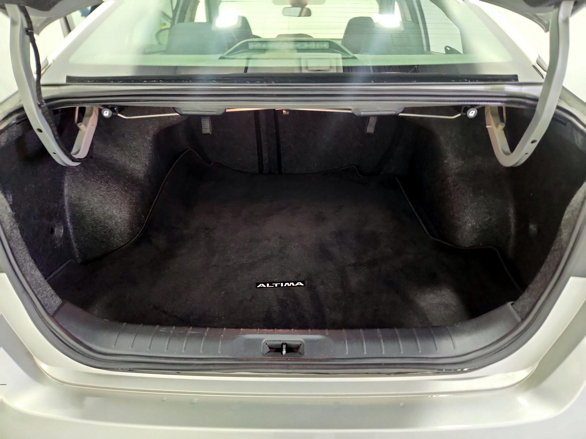 Thumbnail: 2022 Nissan Altima - 20