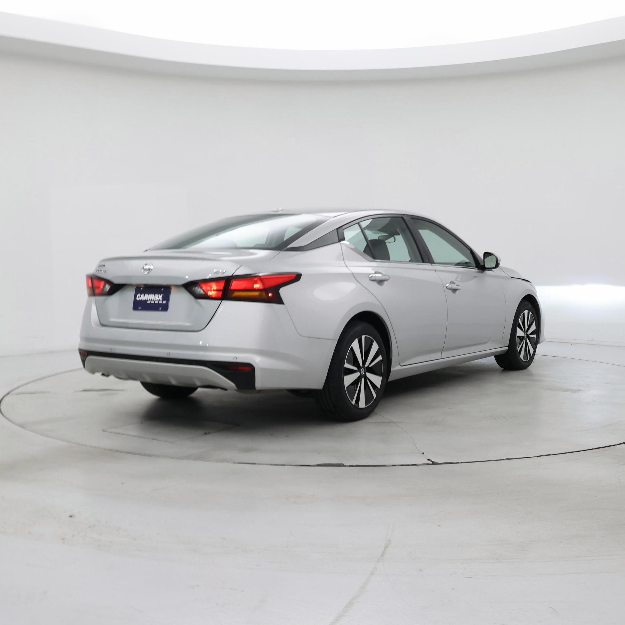 Thumbnail: 2022 Nissan Altima - 8