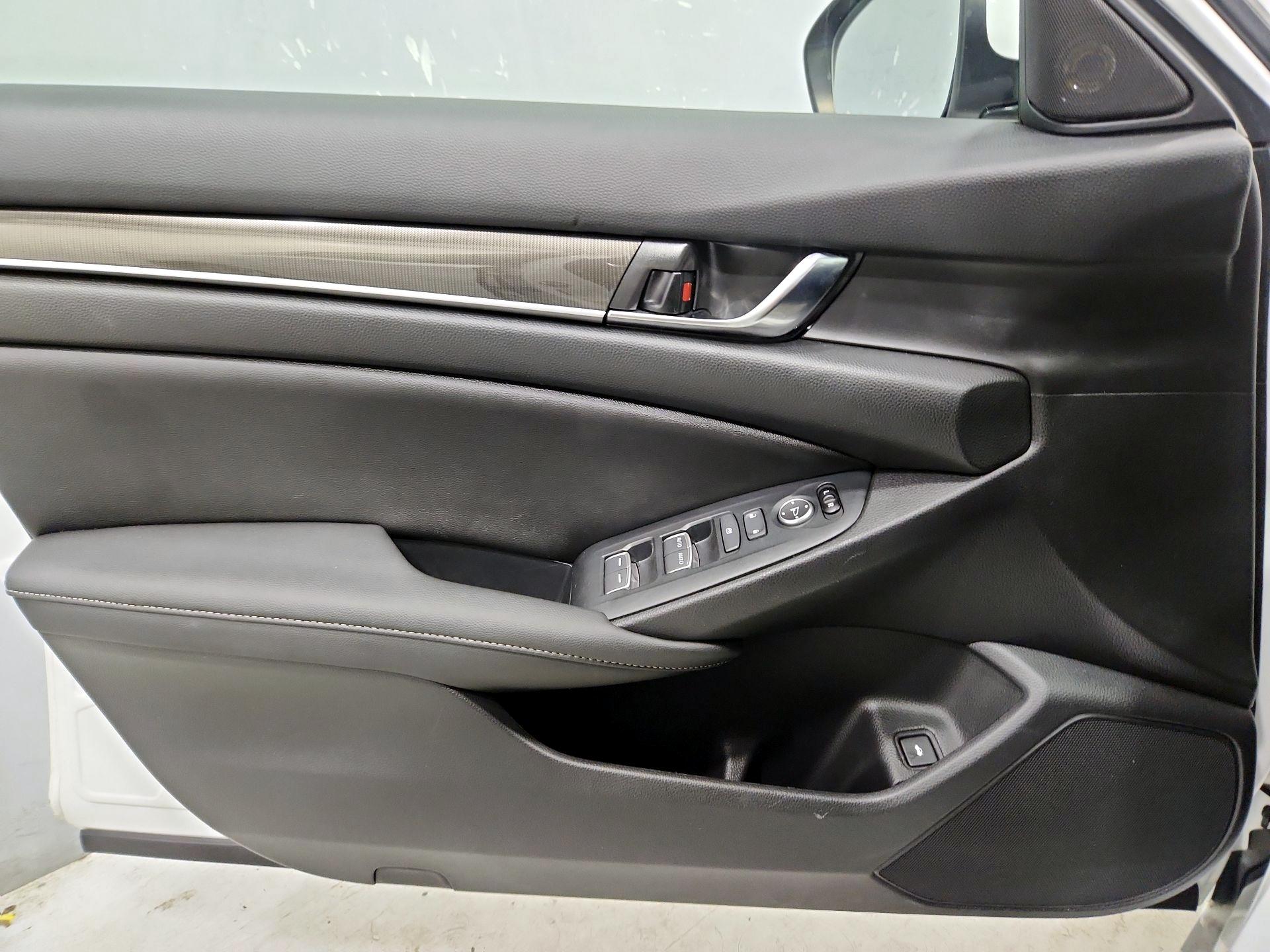 Thumbnail: 2020 Honda Accord - 12