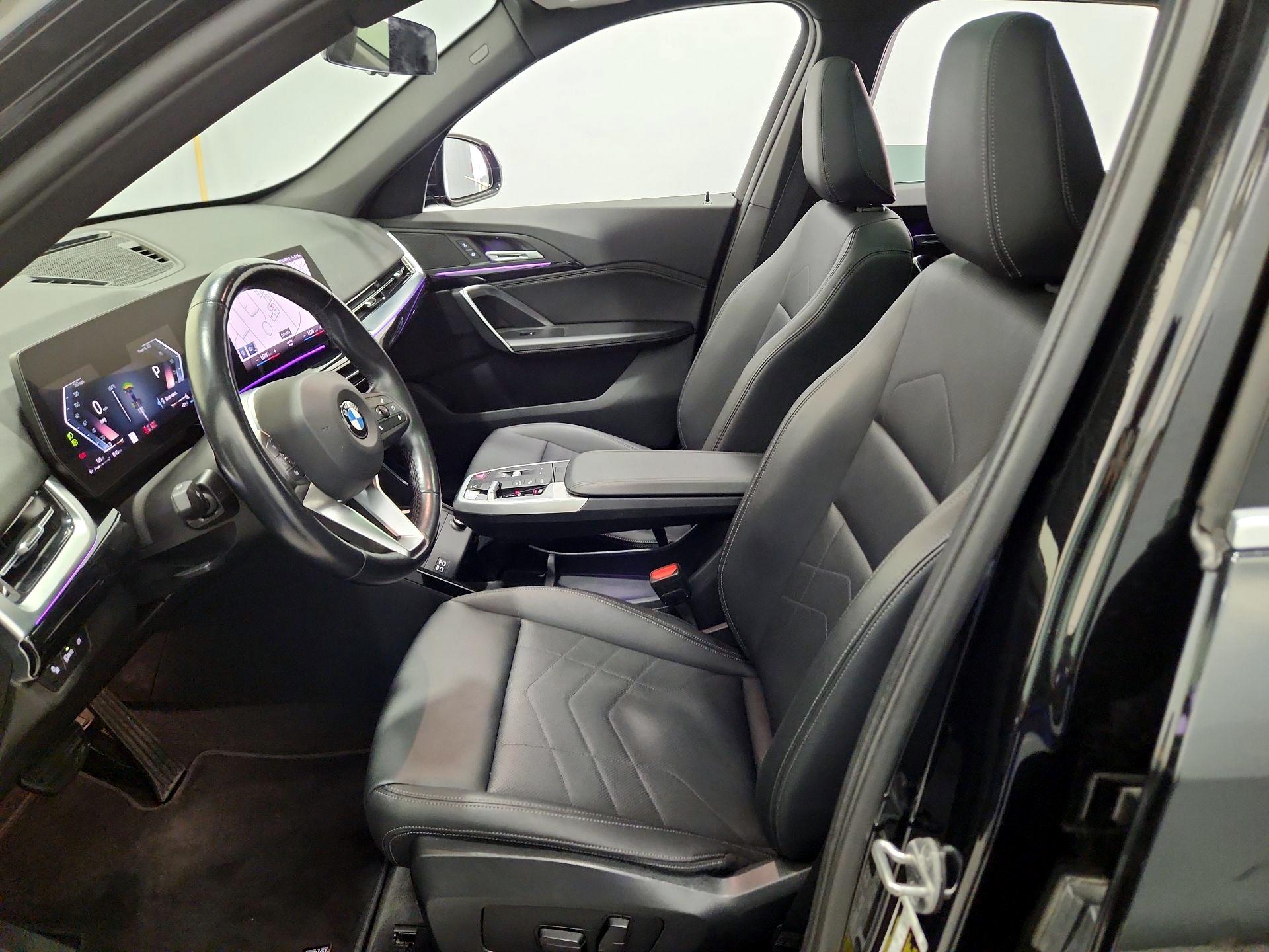 Thumbnail: 2023 BMW X1 - 11