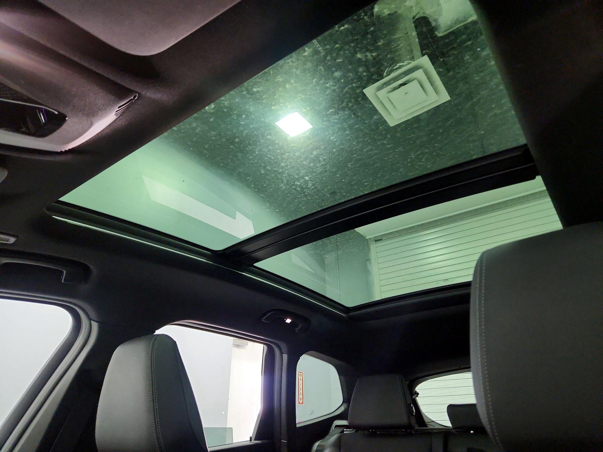 Thumbnail: 2023 BMW X1 - 20