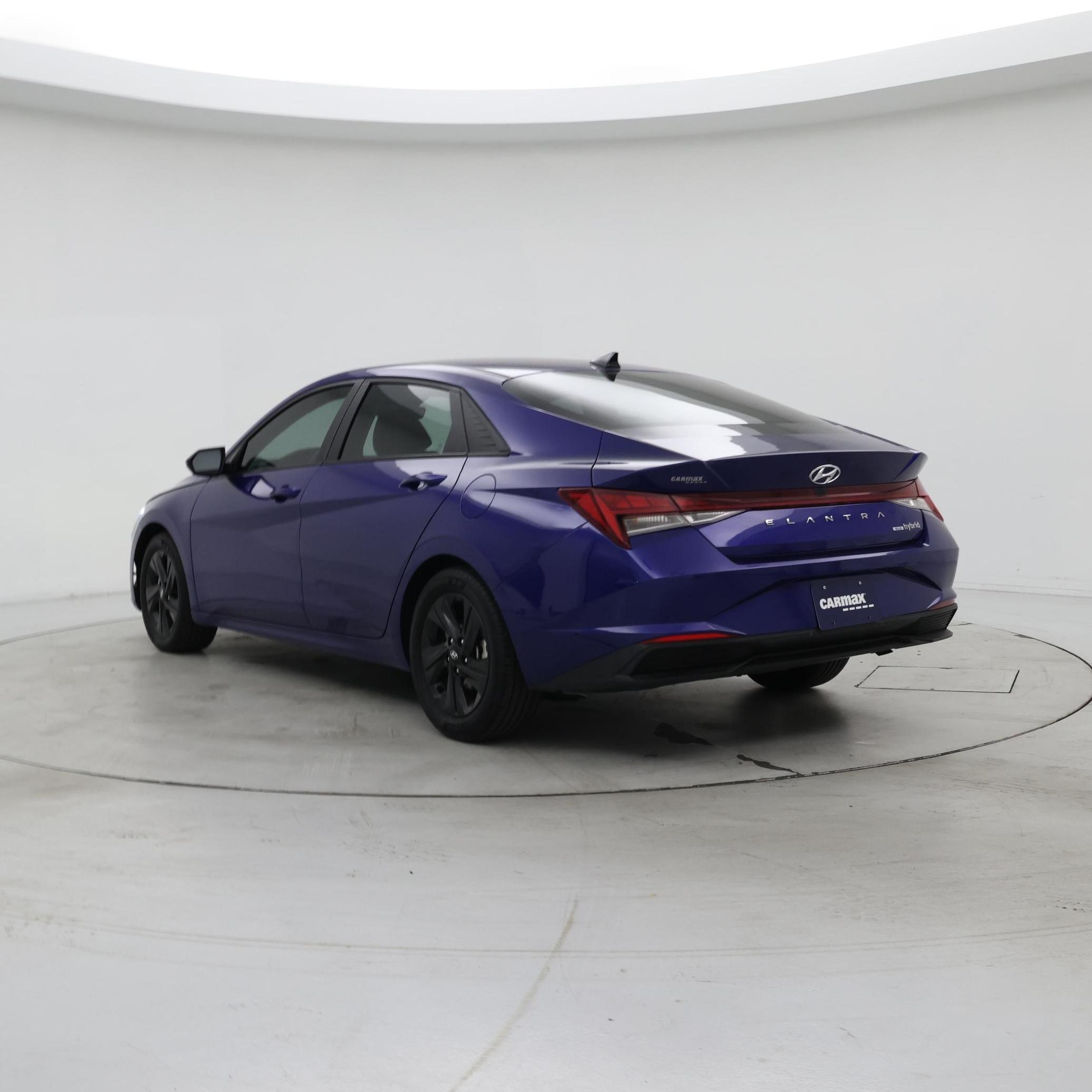 Thumbnail: 2023 Hyundai Elantra - 2