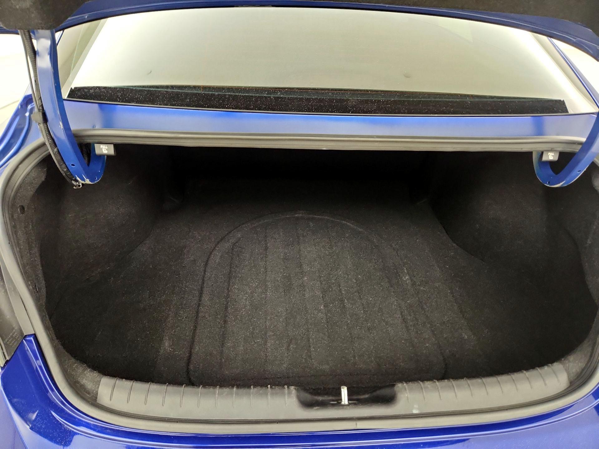 Thumbnail: 2023 Hyundai Elantra - 20