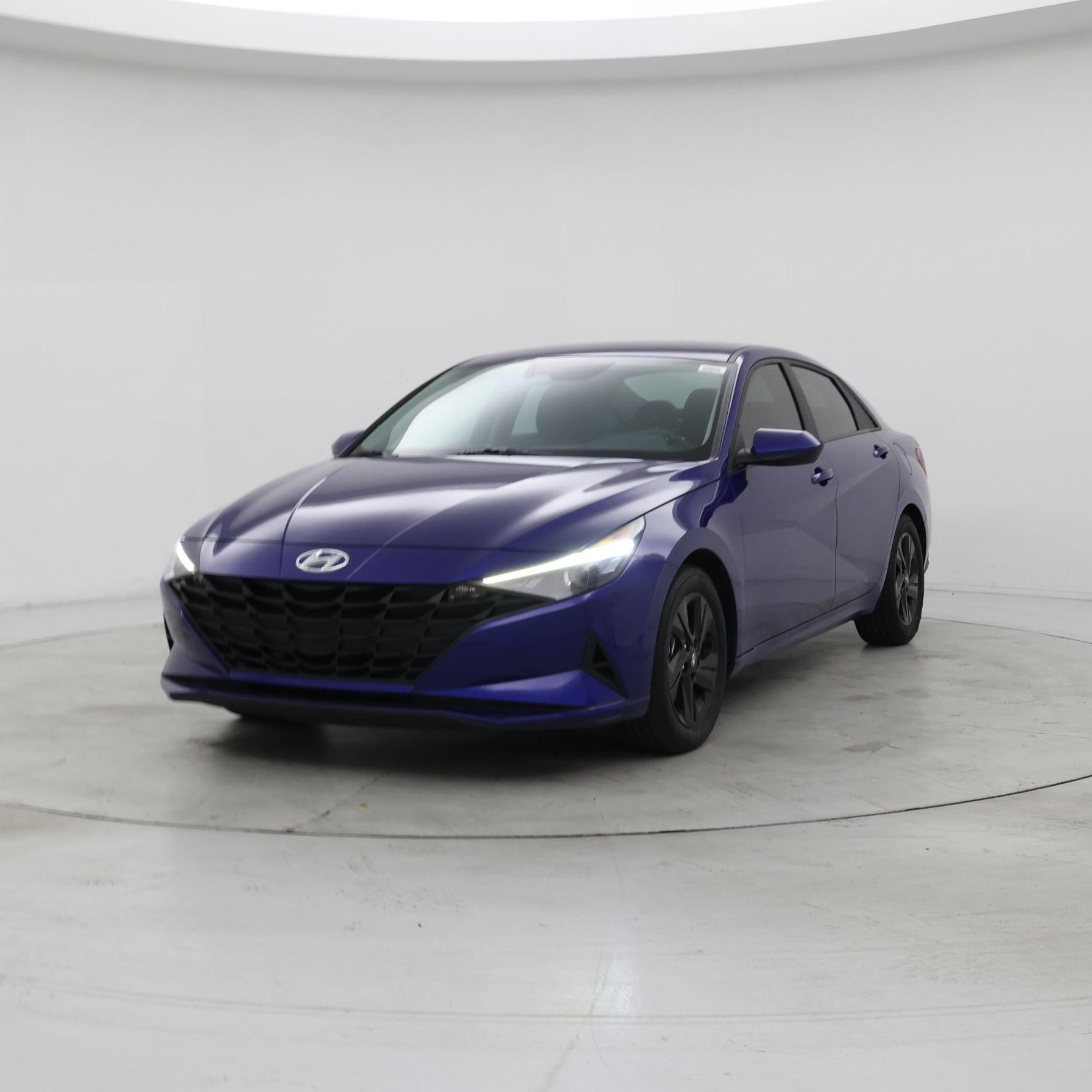 Thumbnail: 2023 Hyundai Elantra - 4