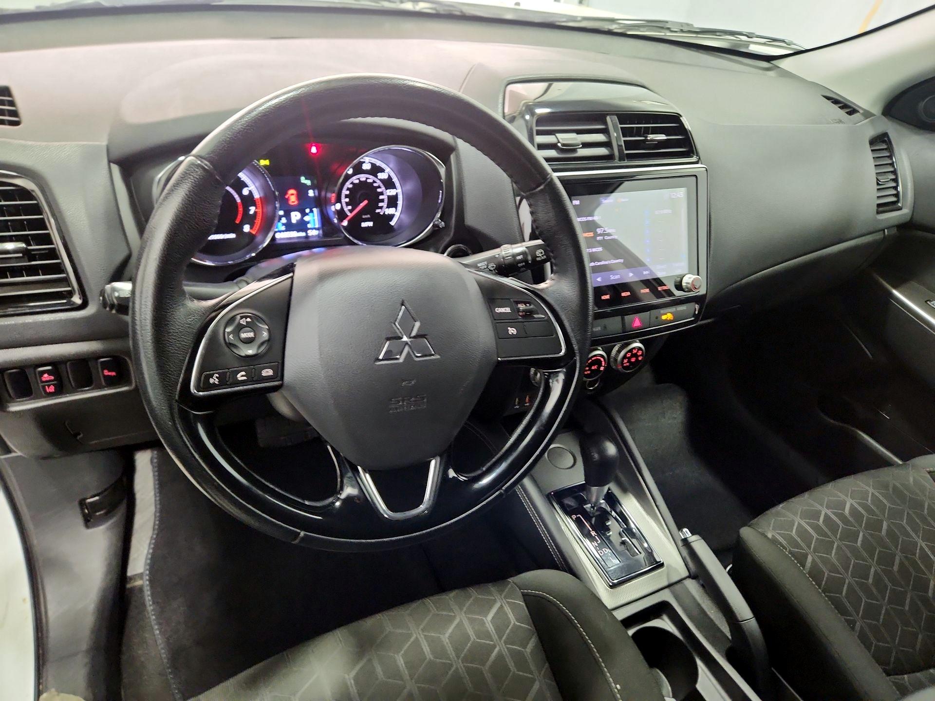 Thumbnail: 2021 Mitsubishi Outlander Sport - 9