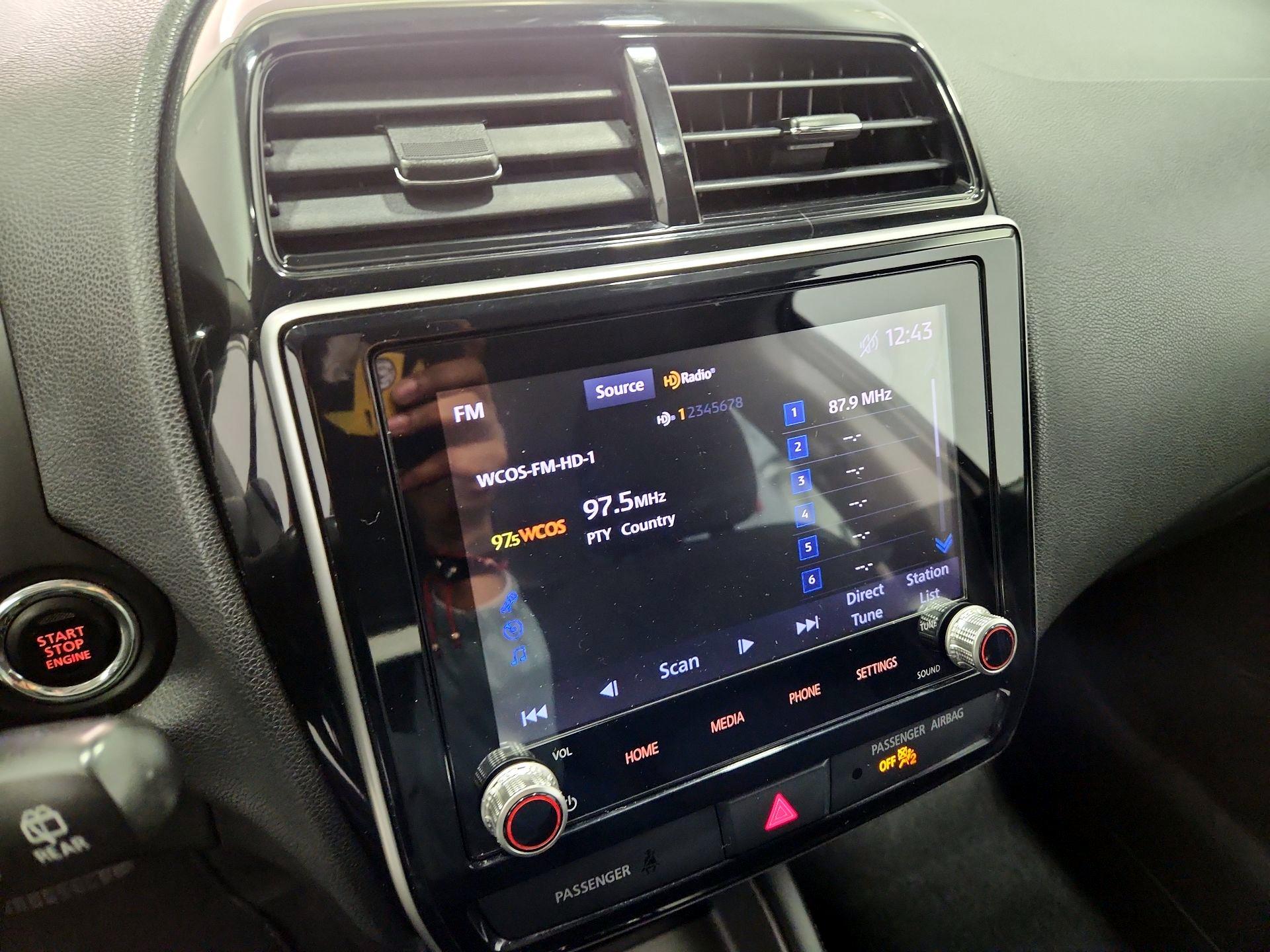 Thumbnail: 2021 Mitsubishi Outlander Sport - 16