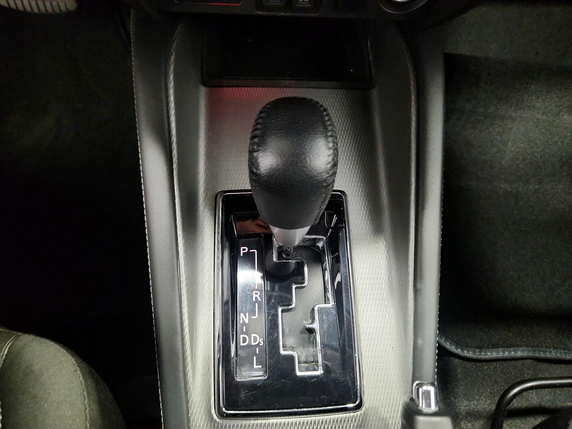 Thumbnail: 2021 Mitsubishi Outlander Sport - 18