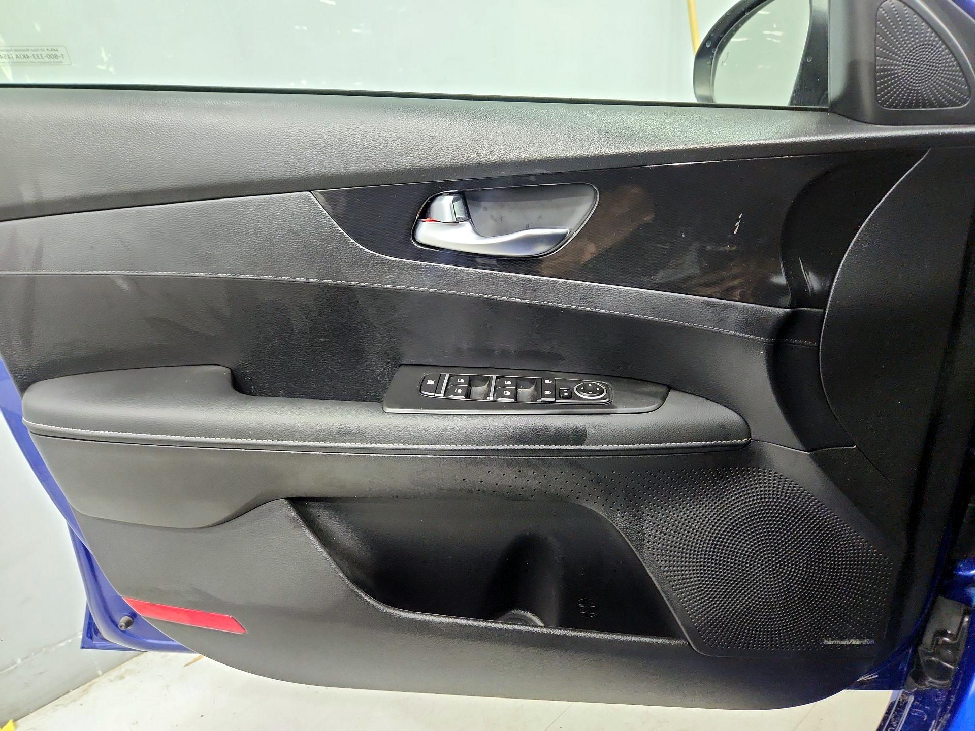 Thumbnail: 2024 Kia Forte - 12