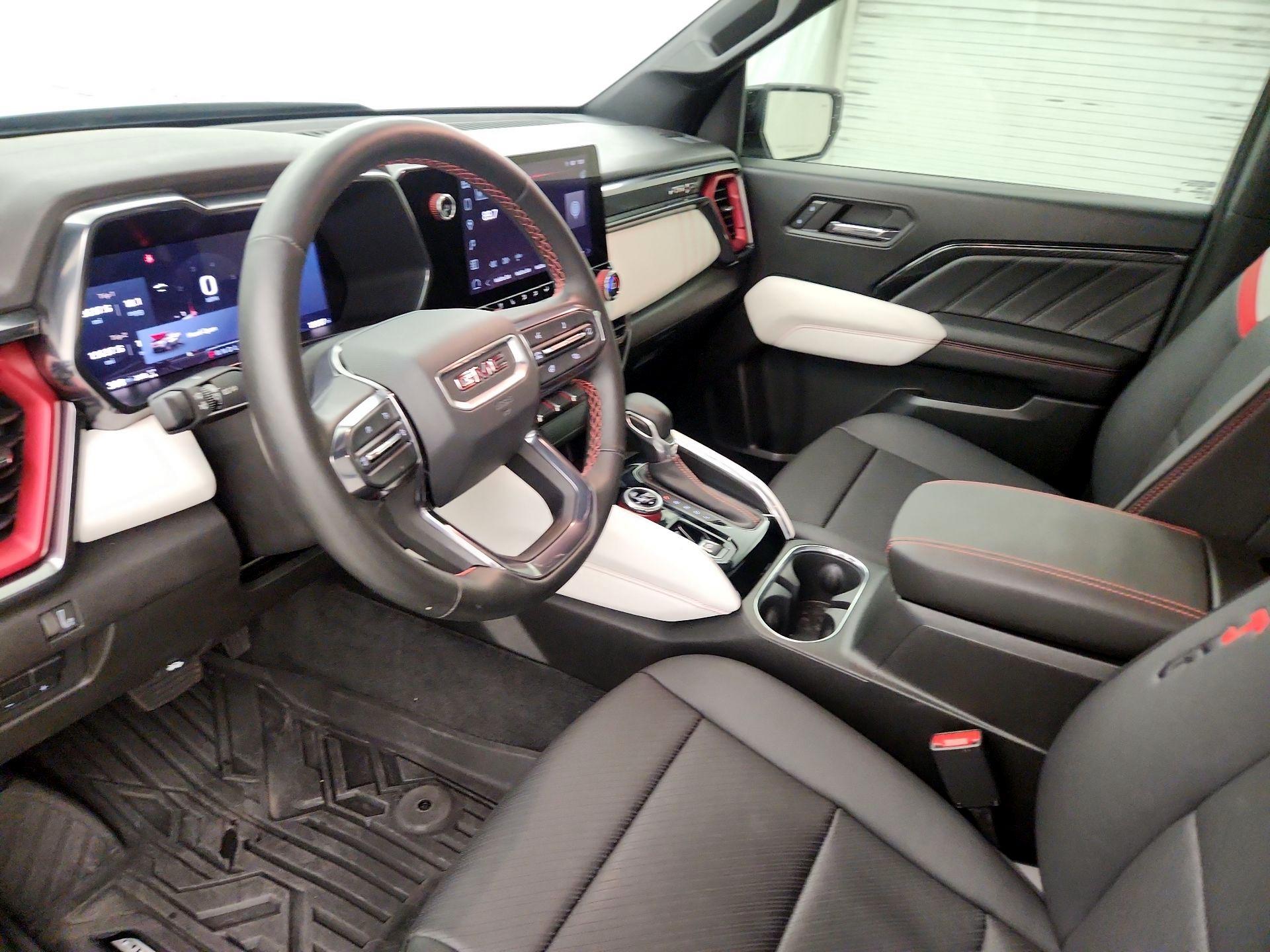 Thumbnail: 2024 GMC Canyon - 11