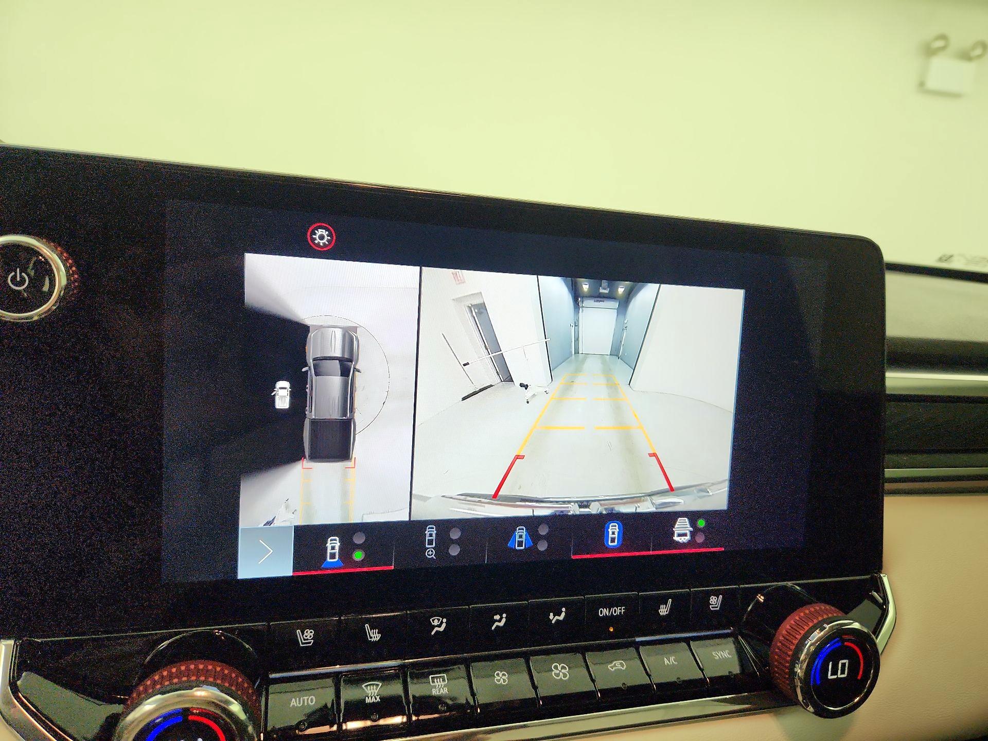 Thumbnail: 2024 GMC Canyon - 14